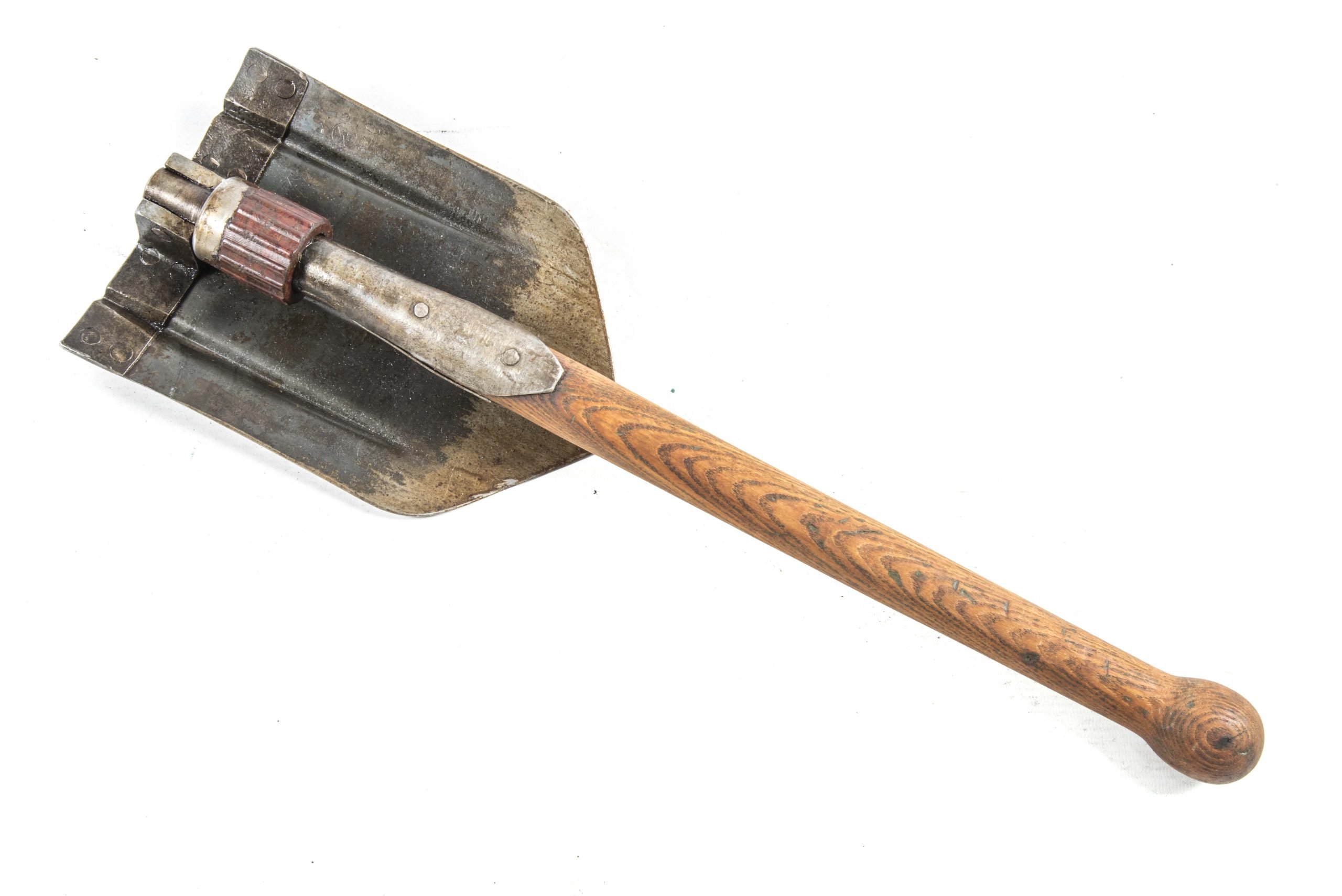 Folding E-tool marked KKK 1940