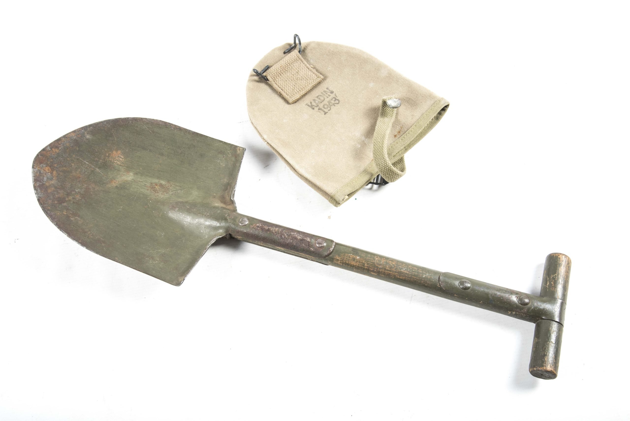 US T-handle shovel marked Kadin 1943 — image 2