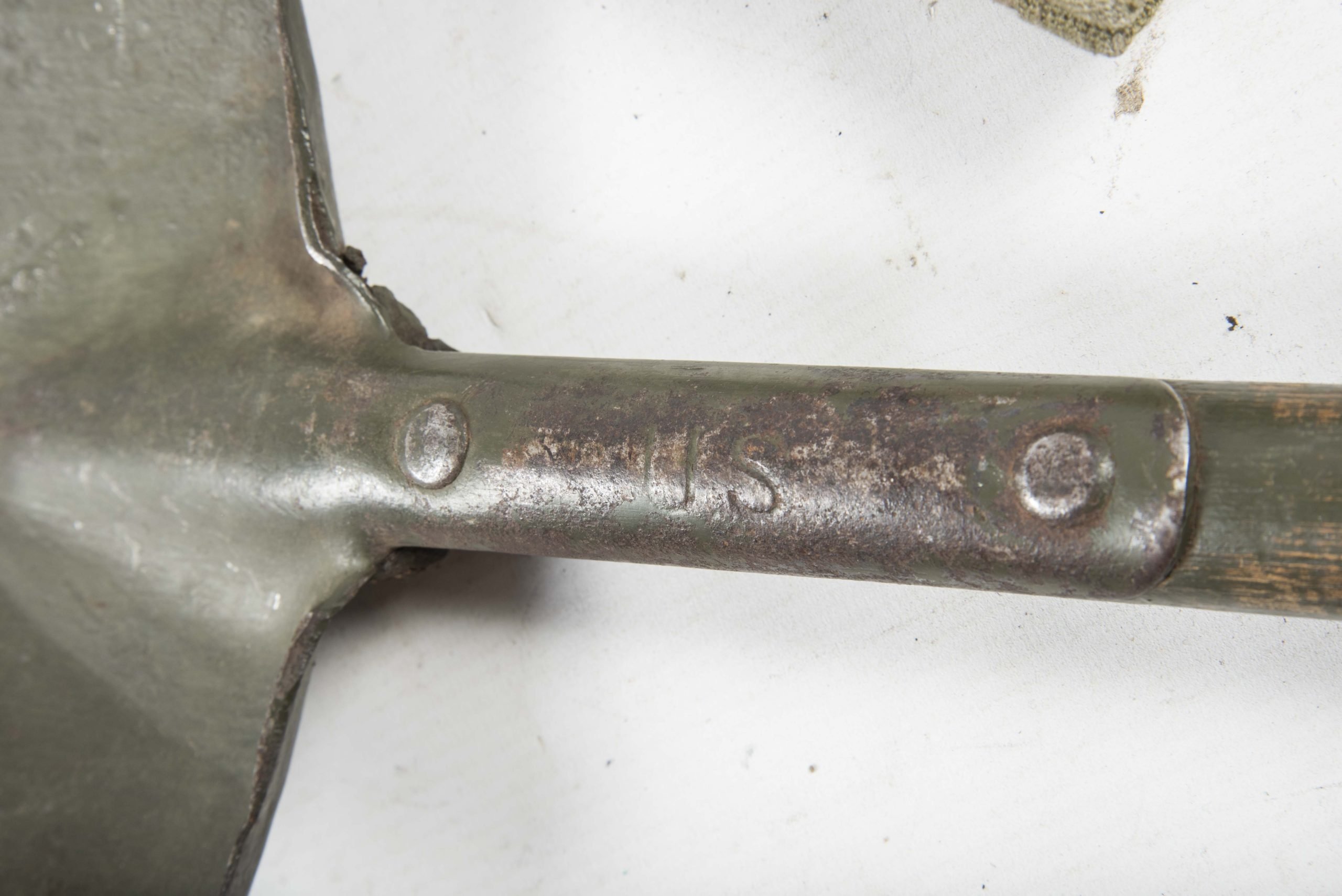 US T-handle shovel marked Kadin 1943 — image 4