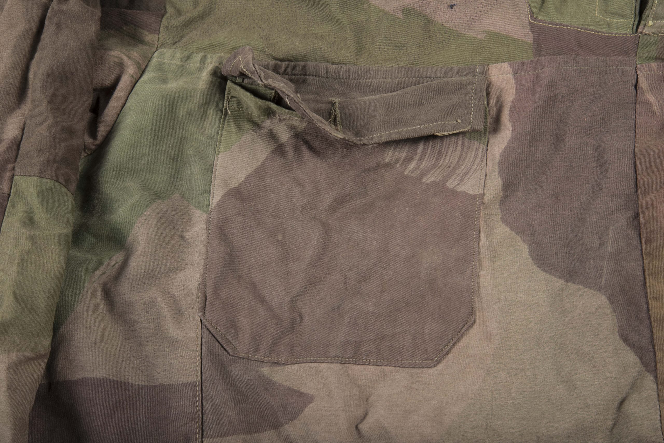 British windproof camouflage smock — image 8