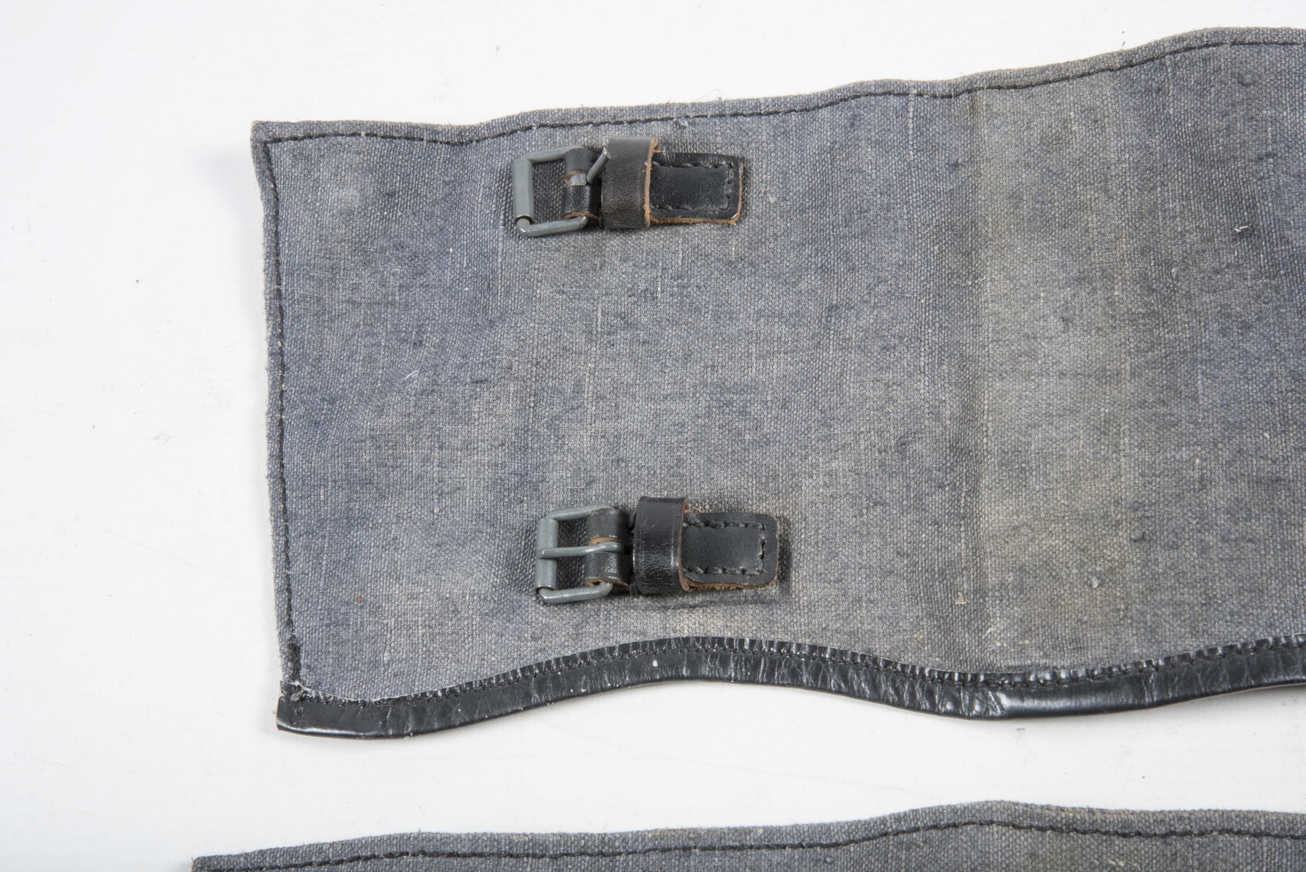 Luftwaffe M37 Gamaschen marked L E Toelle Wuppertal 1943 — image 3