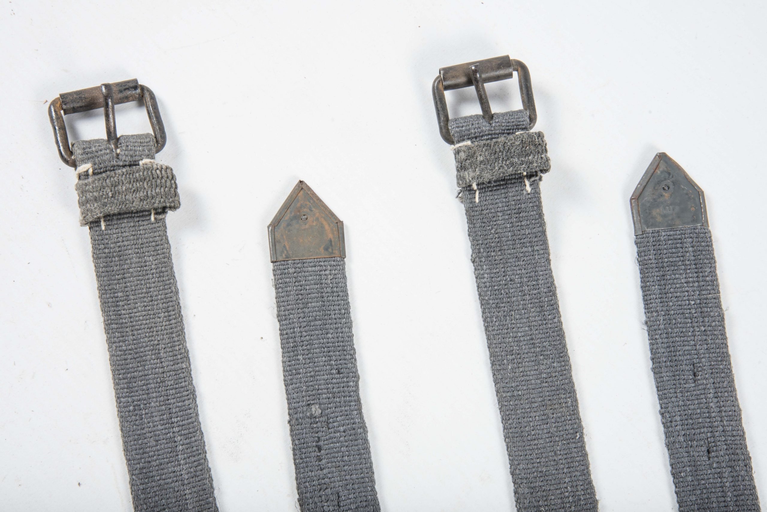 Blue matching webbing equipment straps — image 2