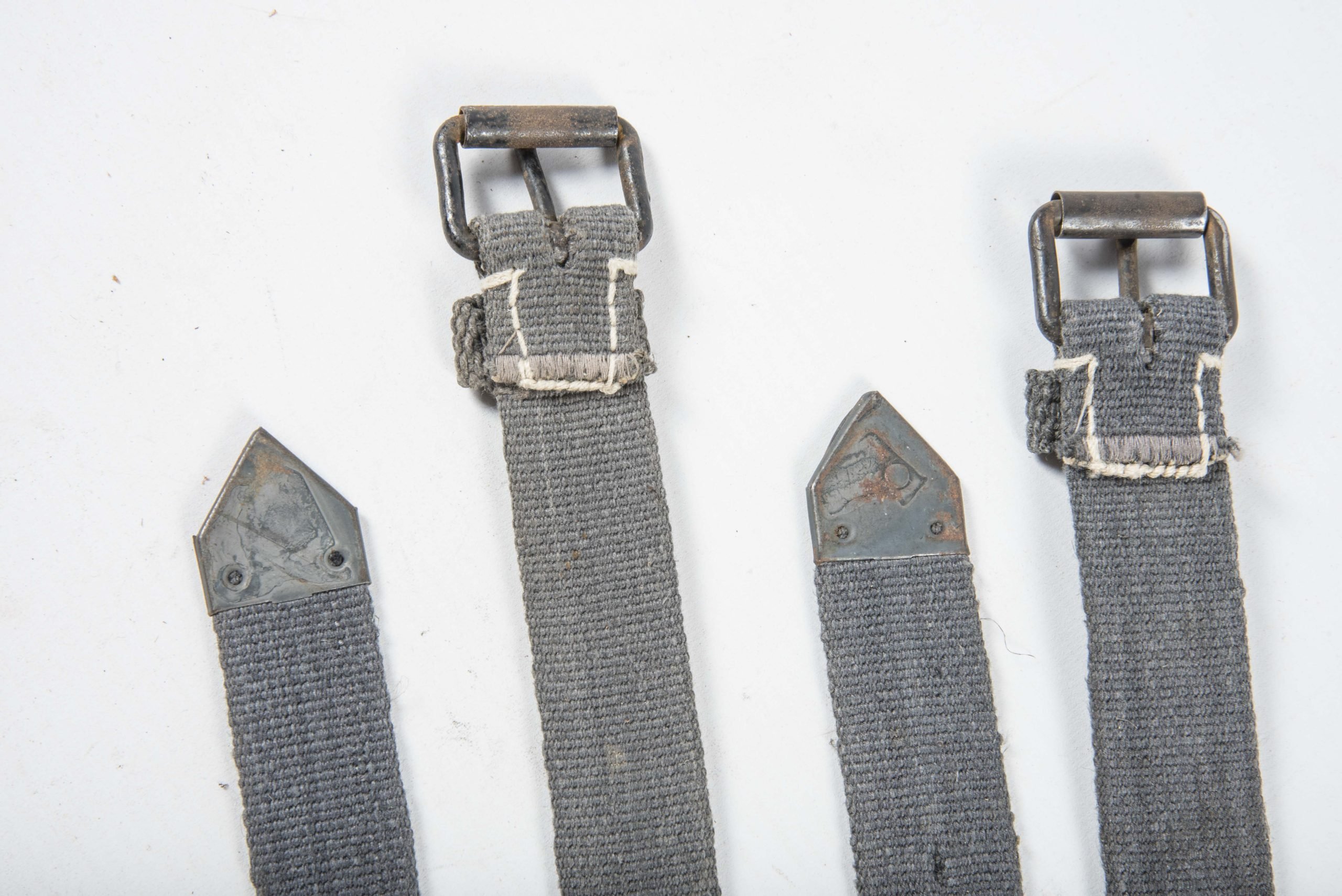 Blue matching webbing equipment straps — image 4