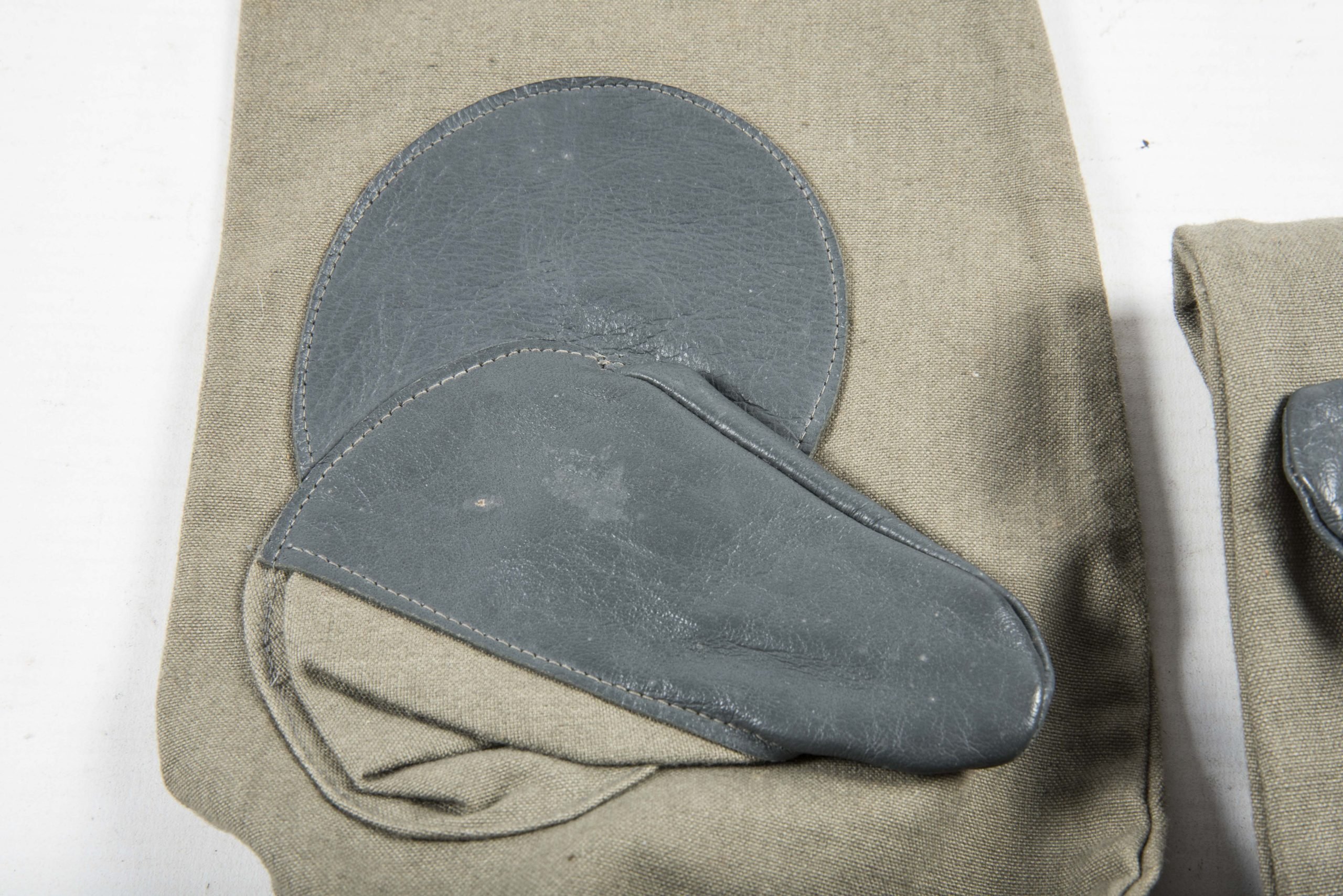 Gebirgsjäger gloves for the Windjacke marked RBNr. 0/0381/0067 — image 6
