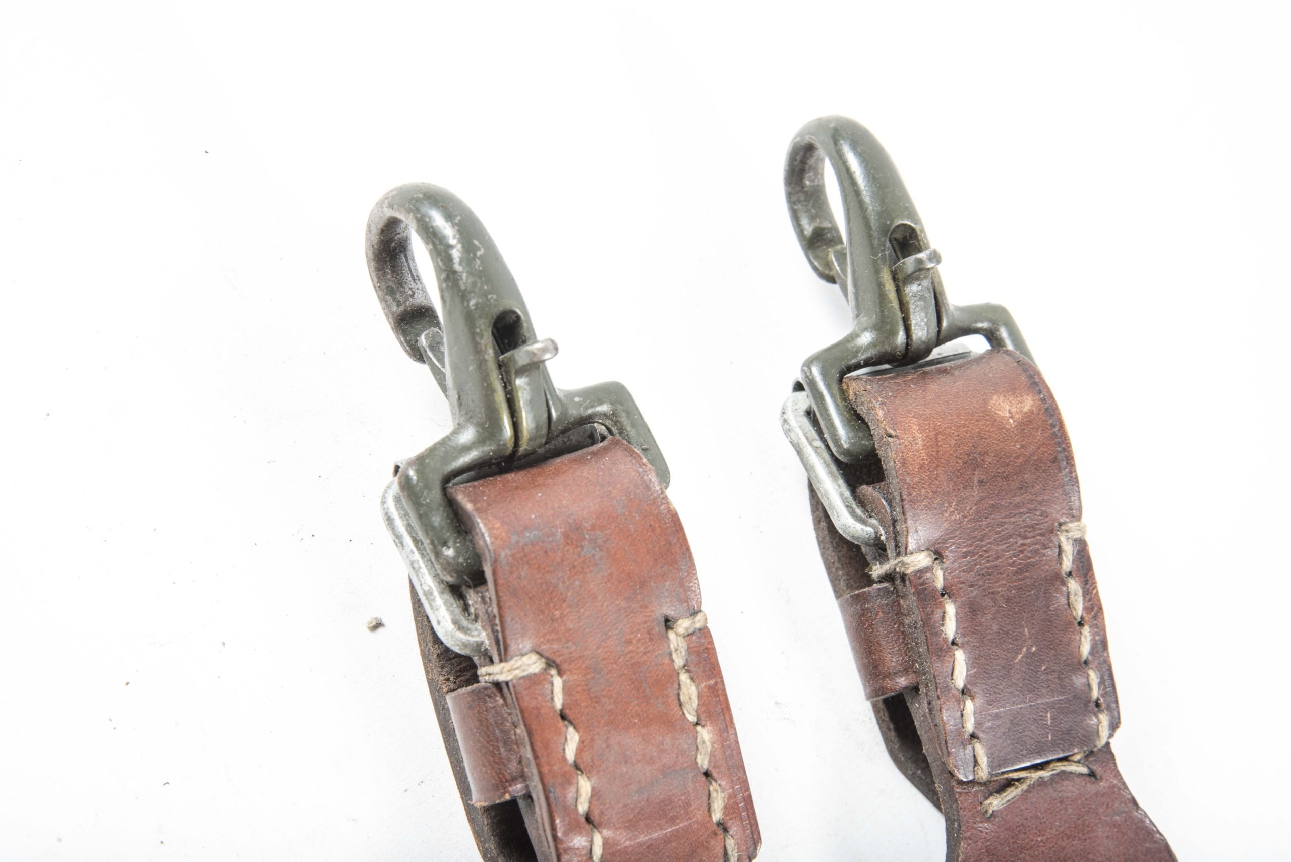 Food container carrying straps marked DLA 43 — image 8