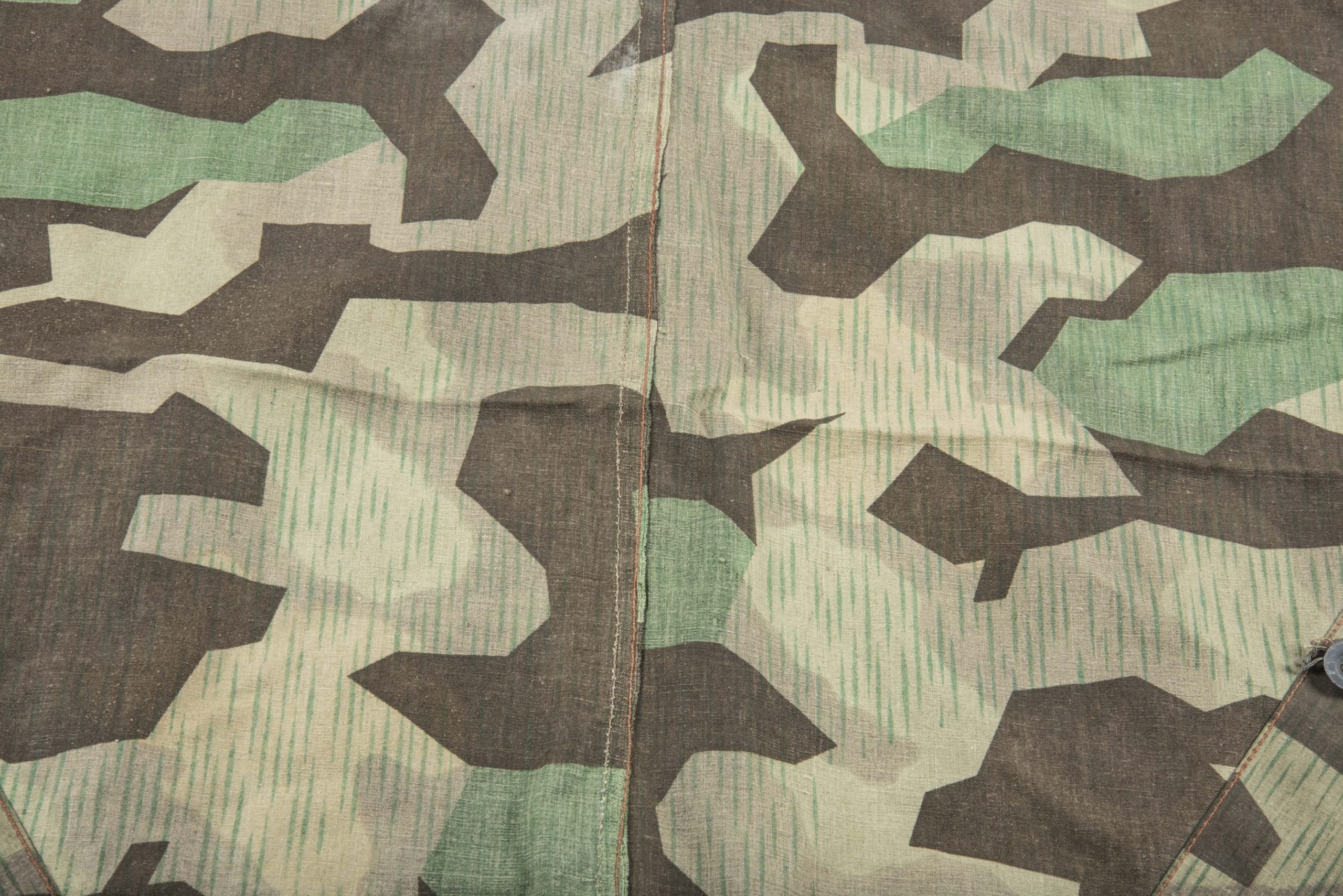 Late war 4-panel M31 Zeltbahn in Reduced Splittertarn camouflage with carbon overprint — image 5