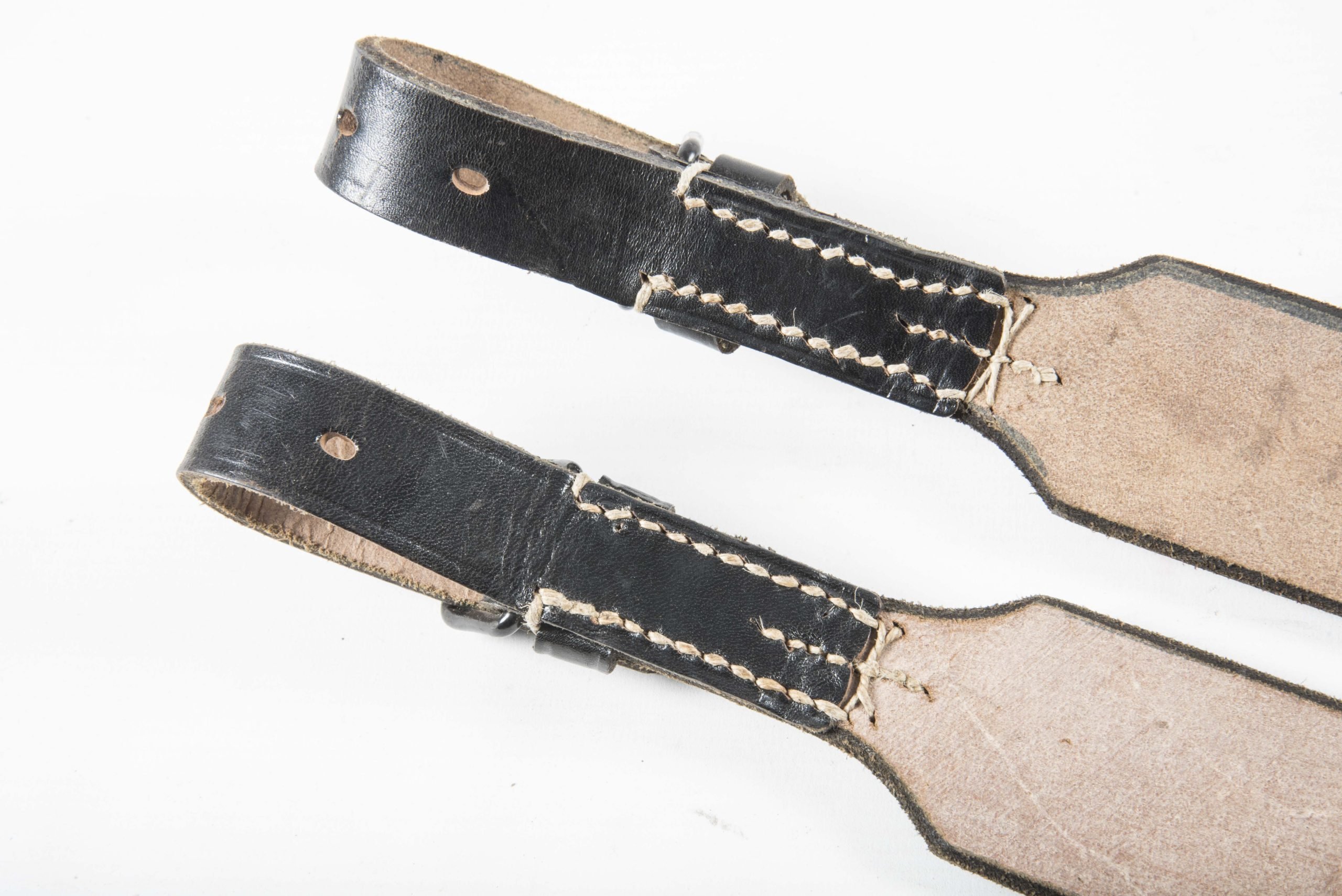 Unissued food carrier straps marked dla 42 — image 4