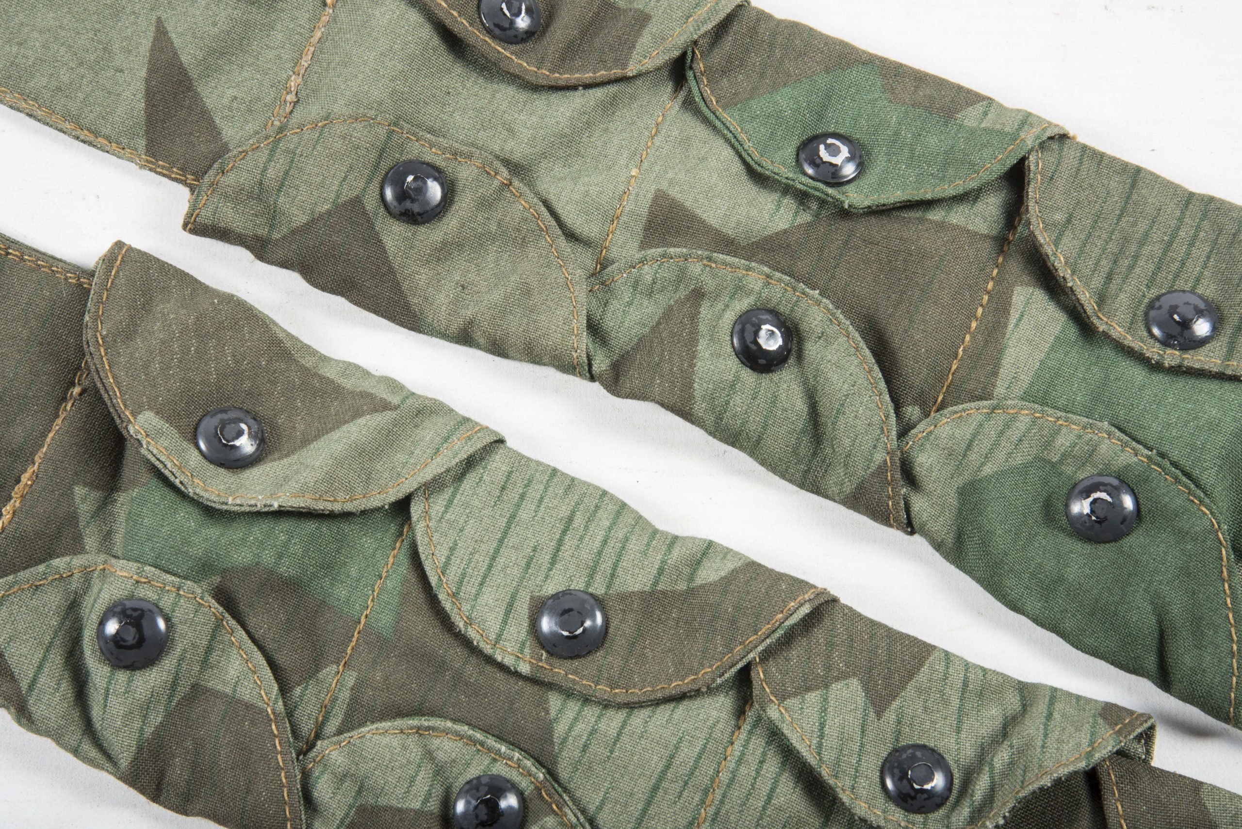 Splitter pattern Fallschirmjäger bandoleer marked 0/0510/0052 1943 — image 2