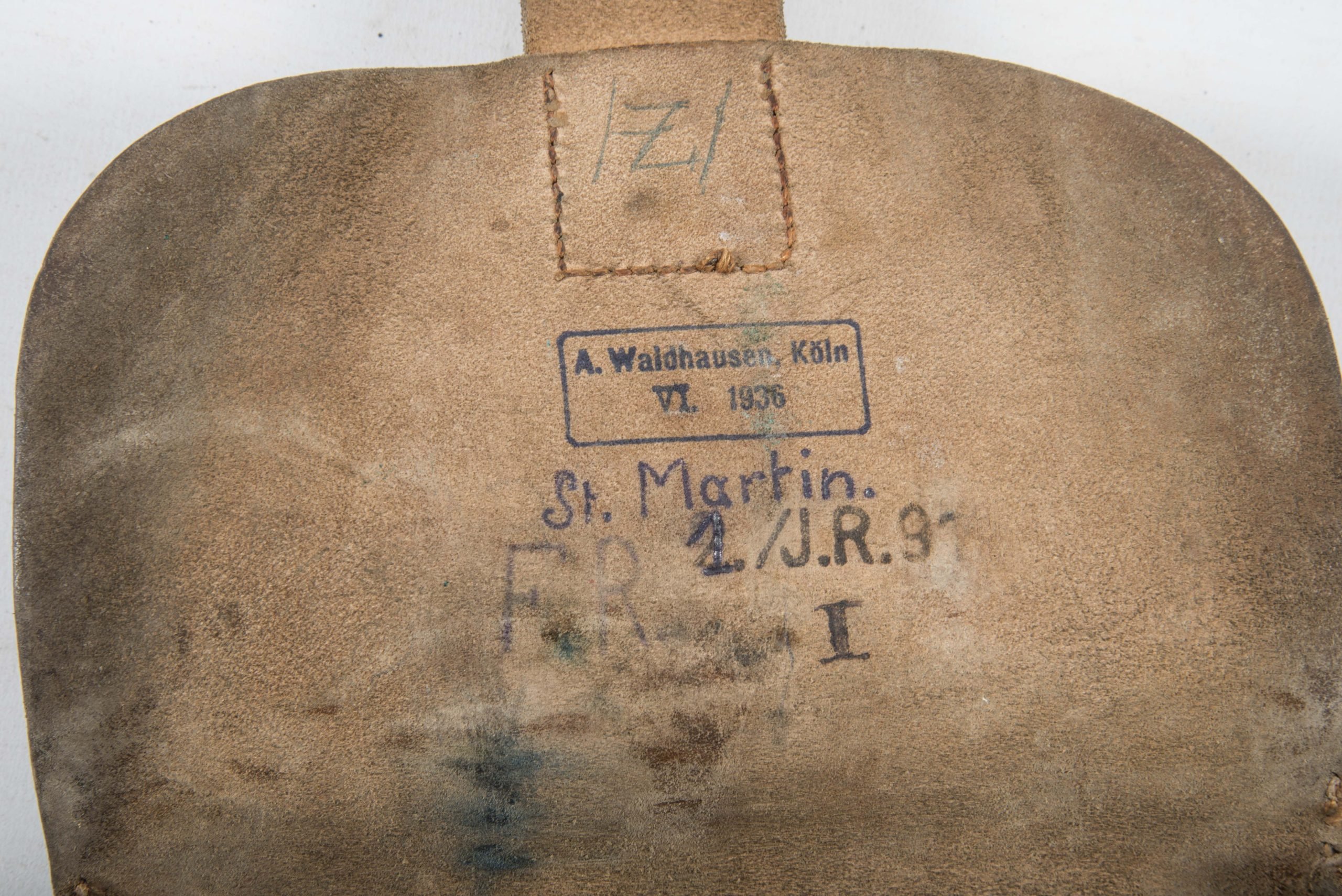 Filled brown leather mapcase marked A. Waldhausen, Köln 1936, Infanterie-Regiment 9 — image 4