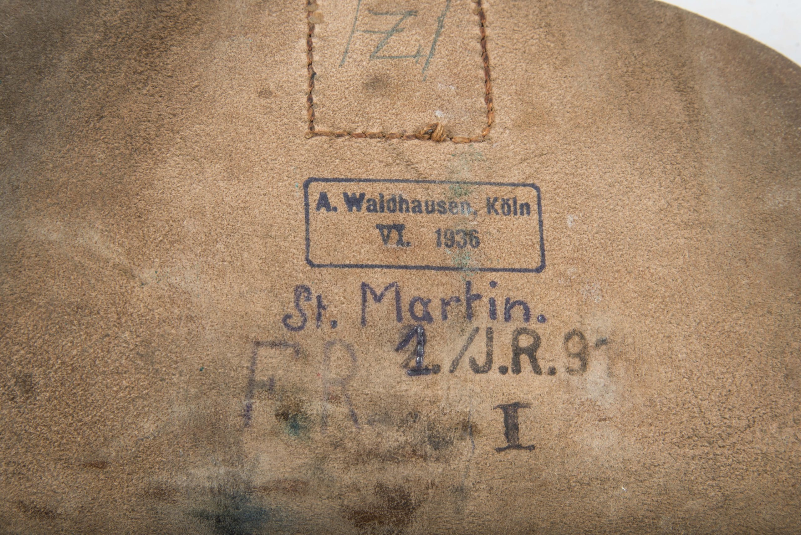 Filled brown leather mapcase marked A. Waldhausen, Köln 1936, Infanterie-Regiment 9 — image 5