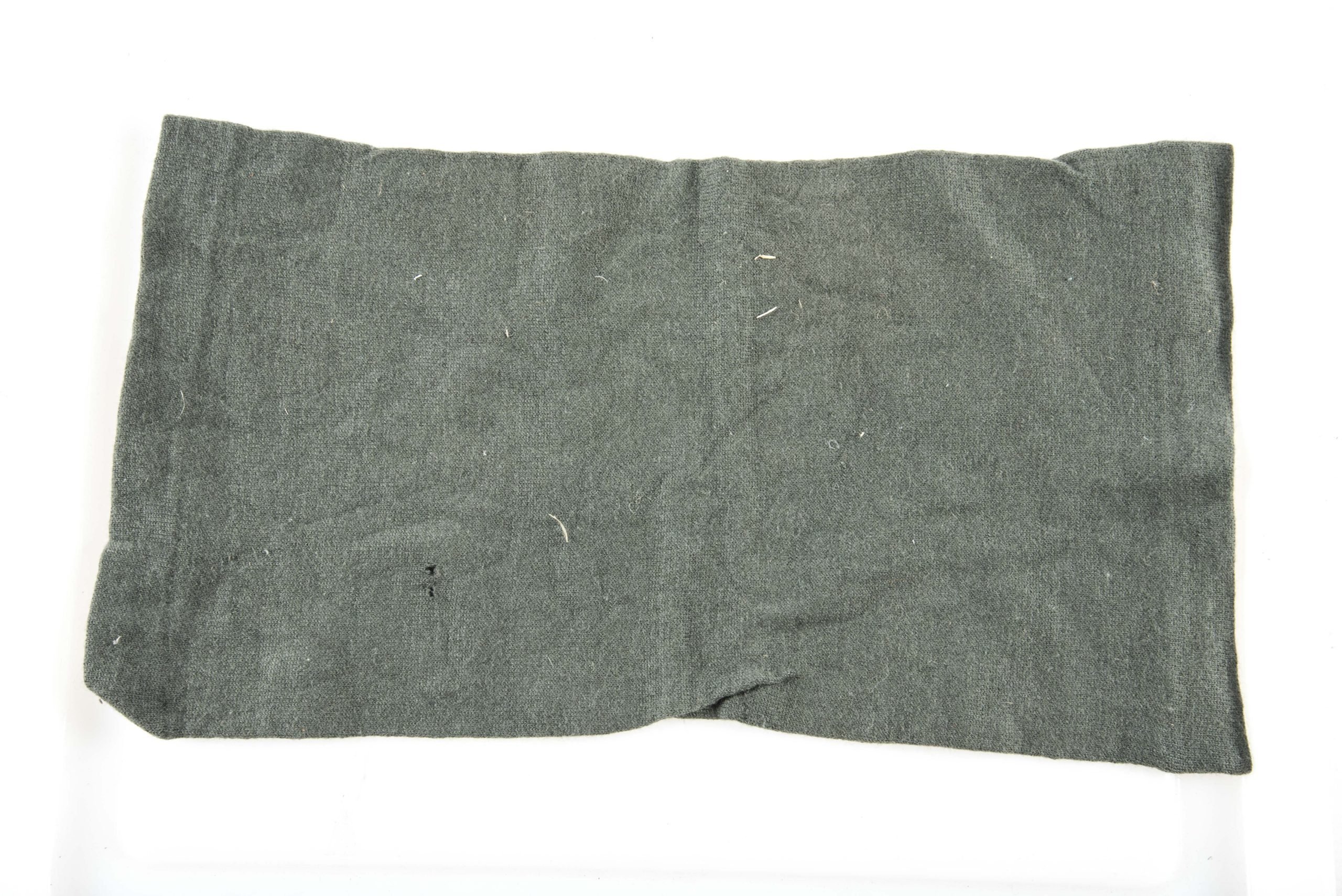 Wehrmacht issue Toque or Oma scarf