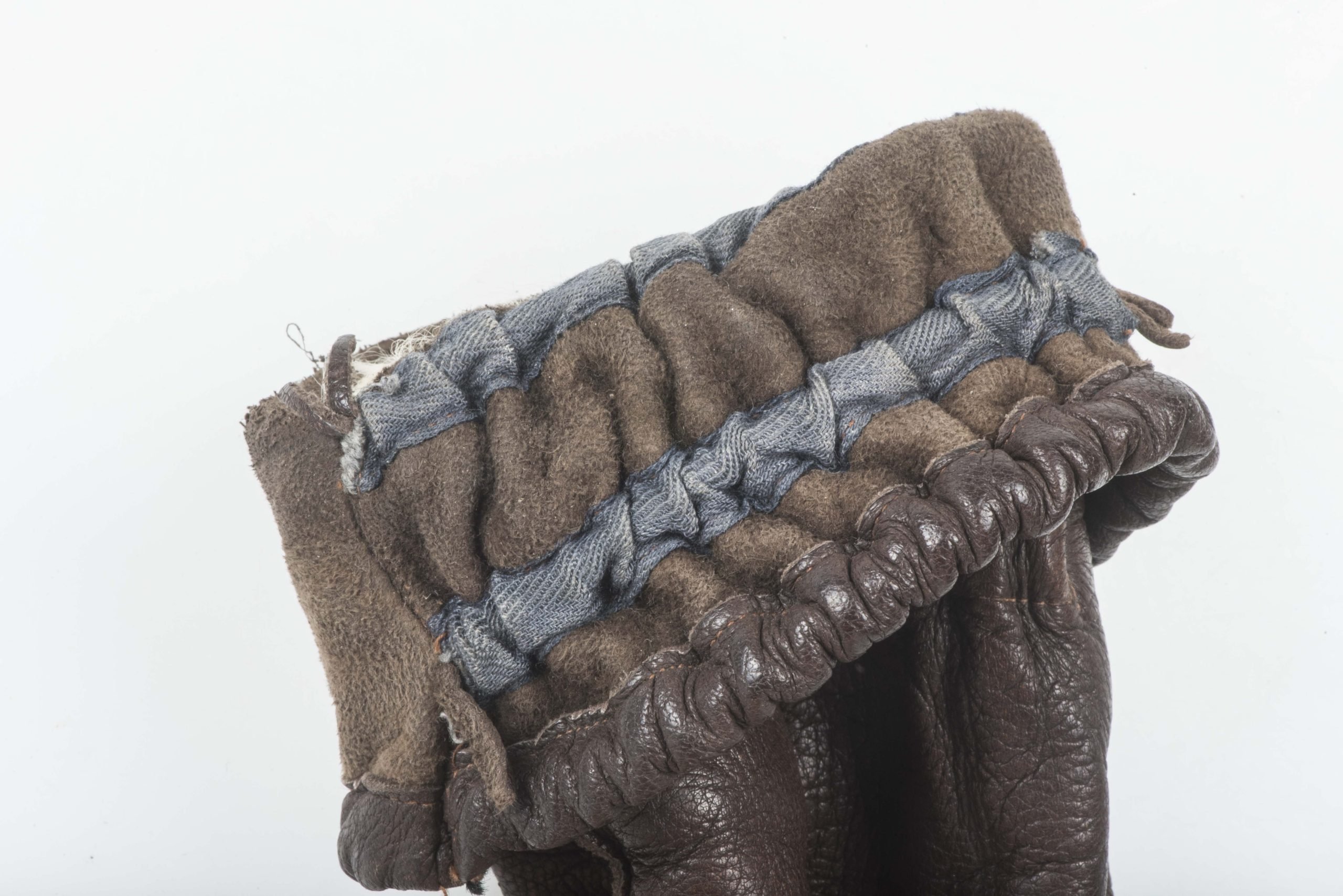 Rare brown leather lined Fallschirmjäger gloves — image 13