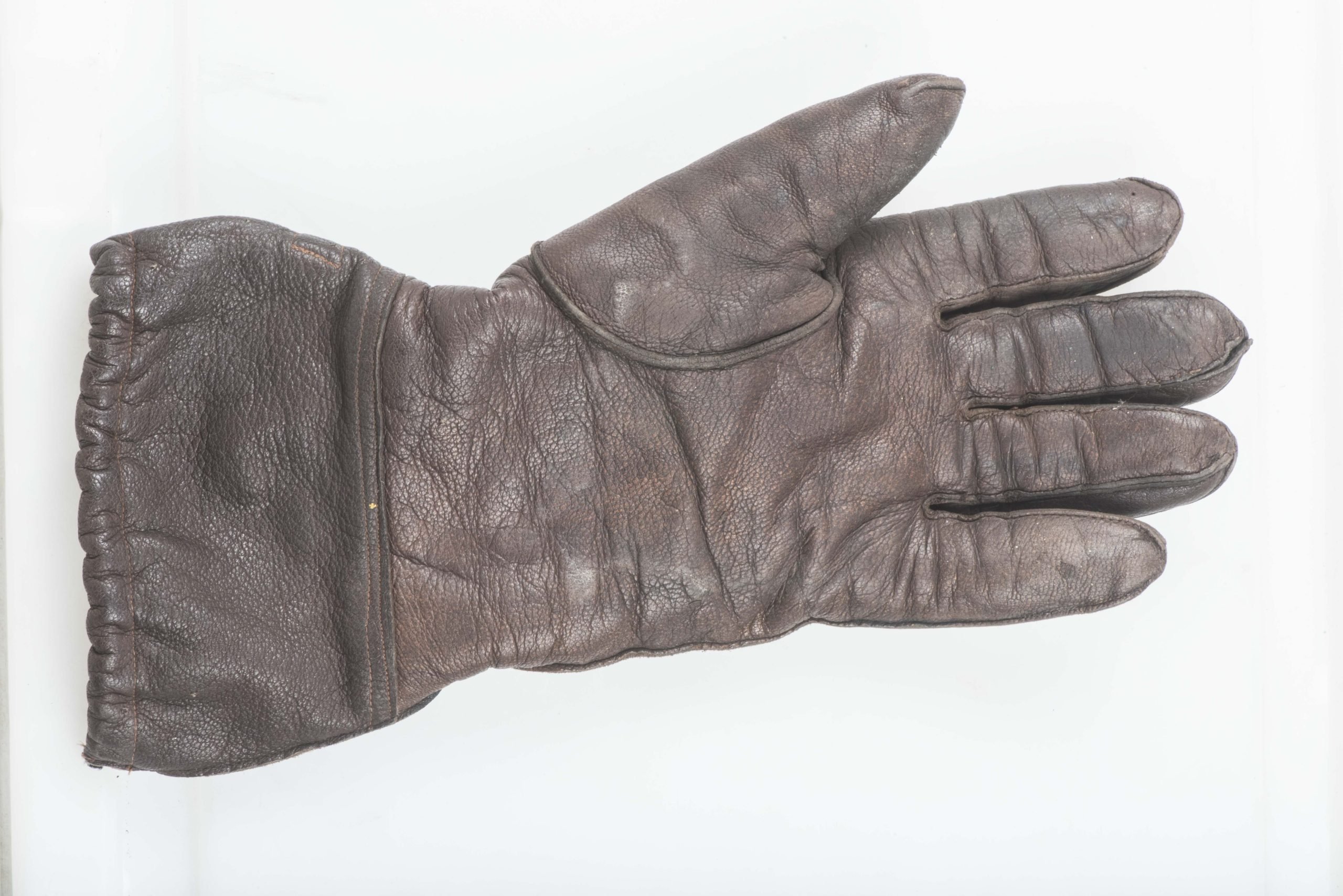 Rare brown leather lined Fallschirmjäger gloves — image 3