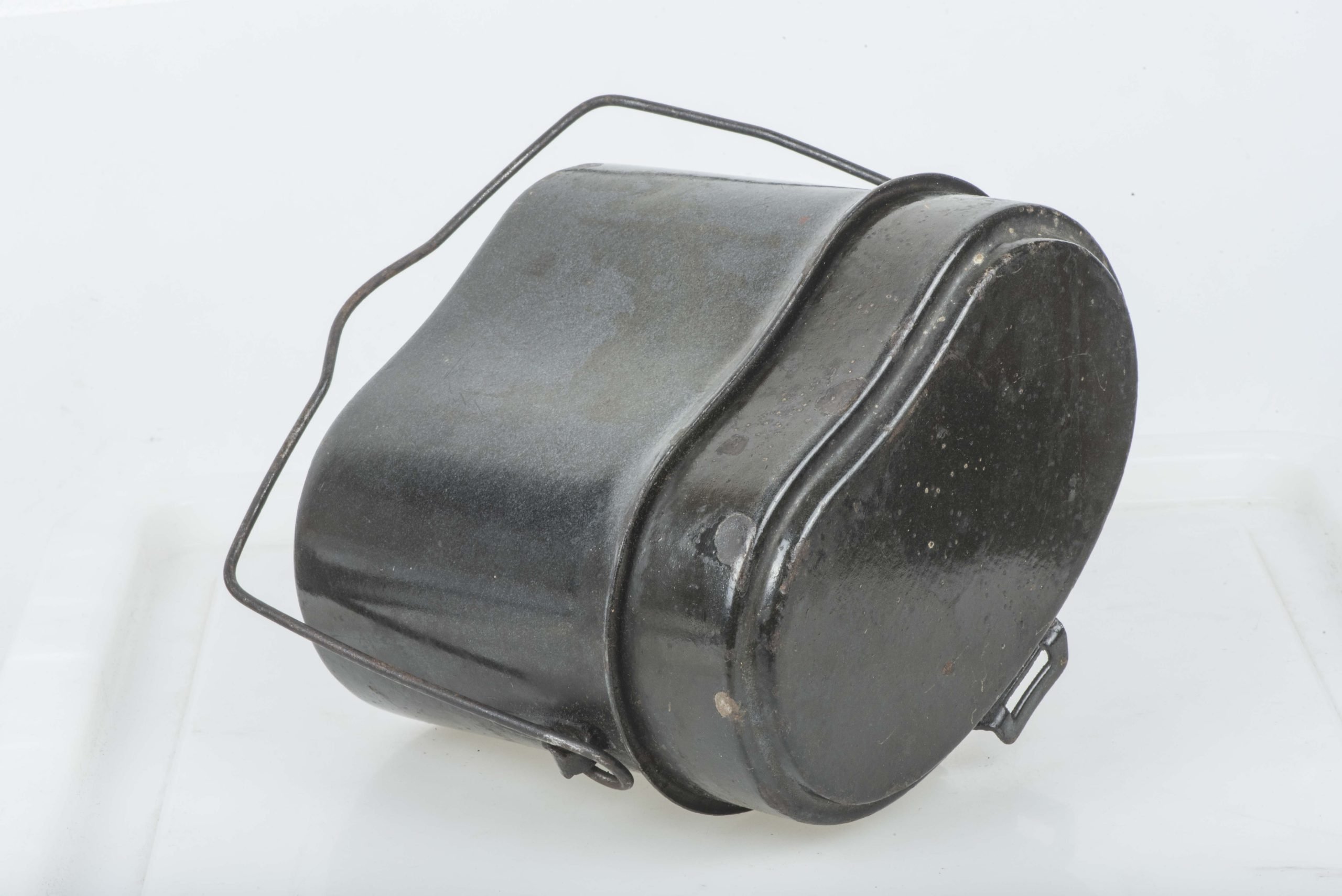 Enameled M42 messkit marked WJ 44 — image 7