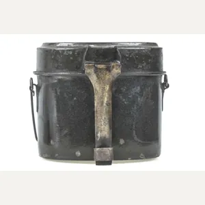 Enameled M42 messkit marked WJ 44