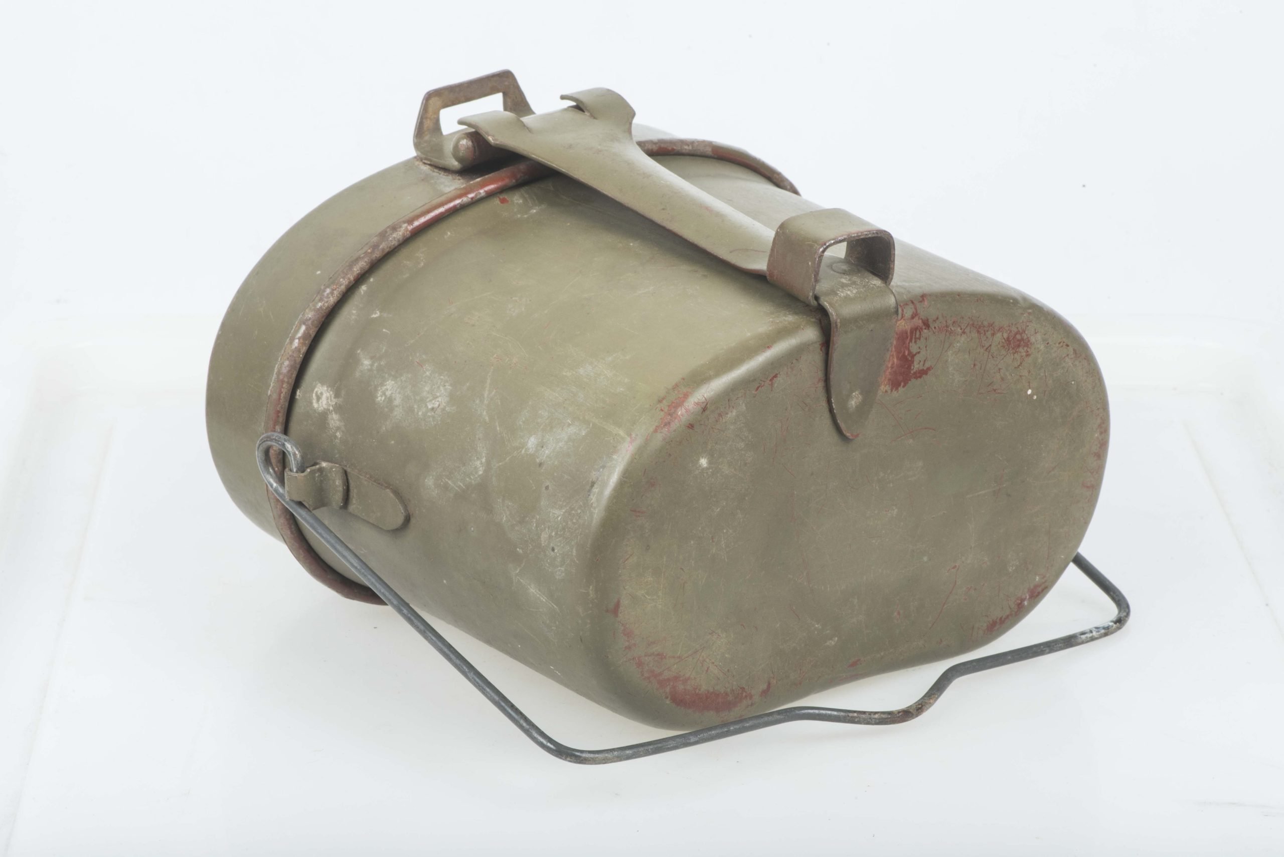 M42 messkit marked OHW 43 — image 2