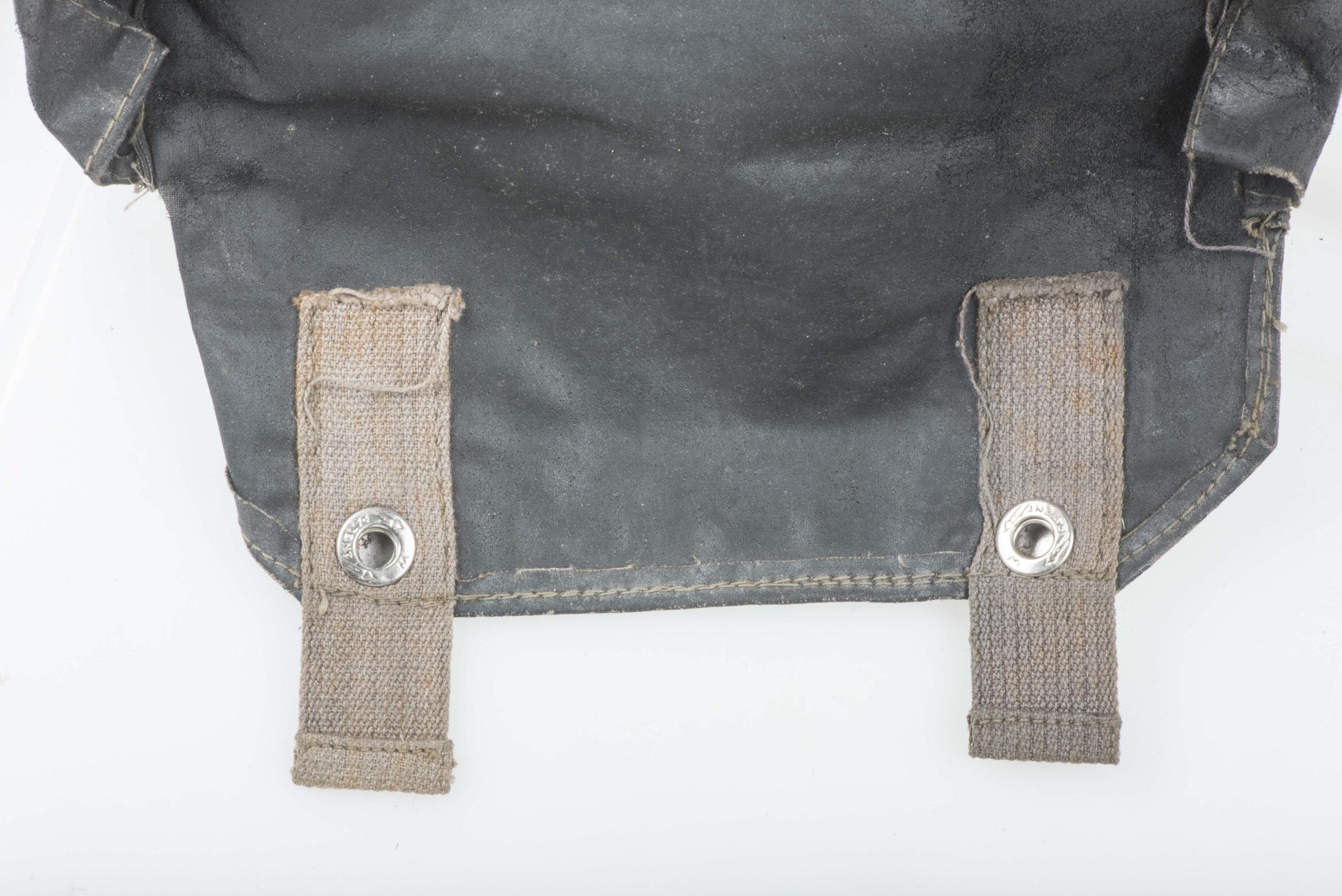 Gascape marked hqd with rubberized pouch — image 4