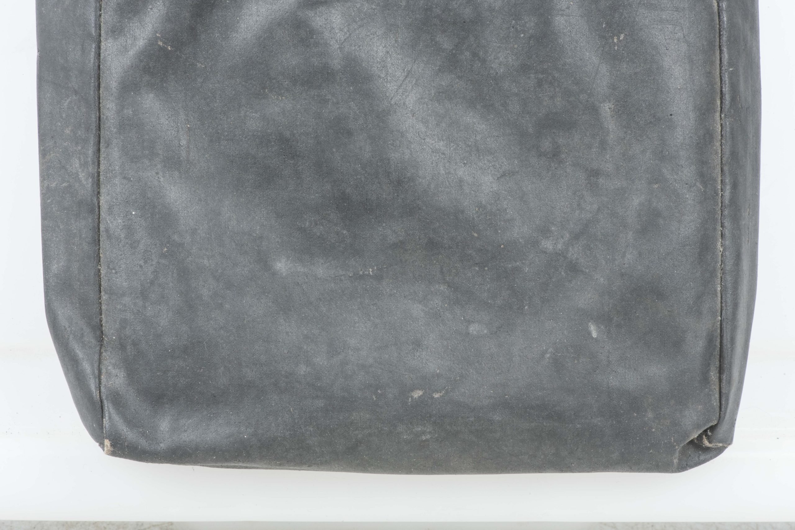 Gascape marked hqd with rubberized pouch — image 6