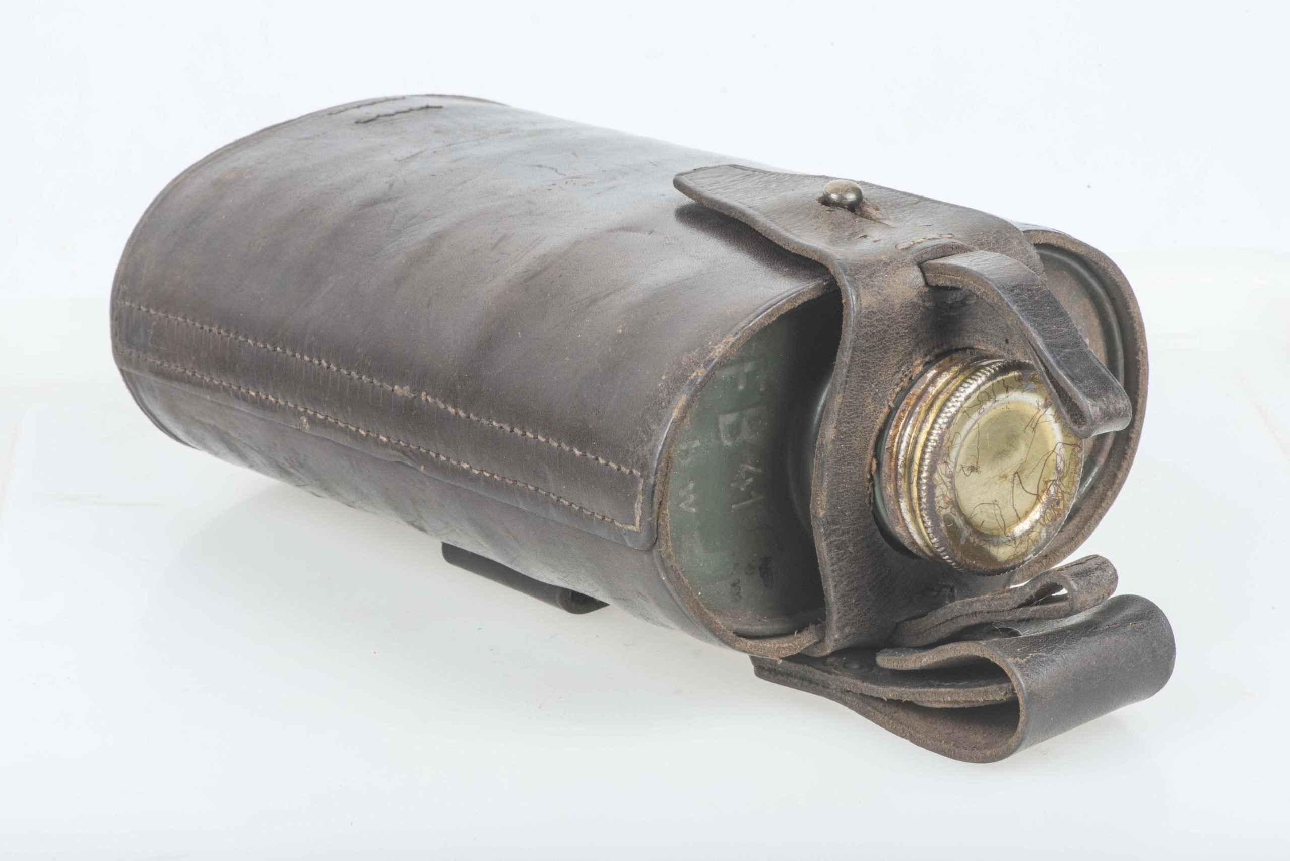 Rare Kavallerietasche Reichswehr gasmask filter marked R. Larsen Berlin S.W.4B, FB 41 bwz — image 6