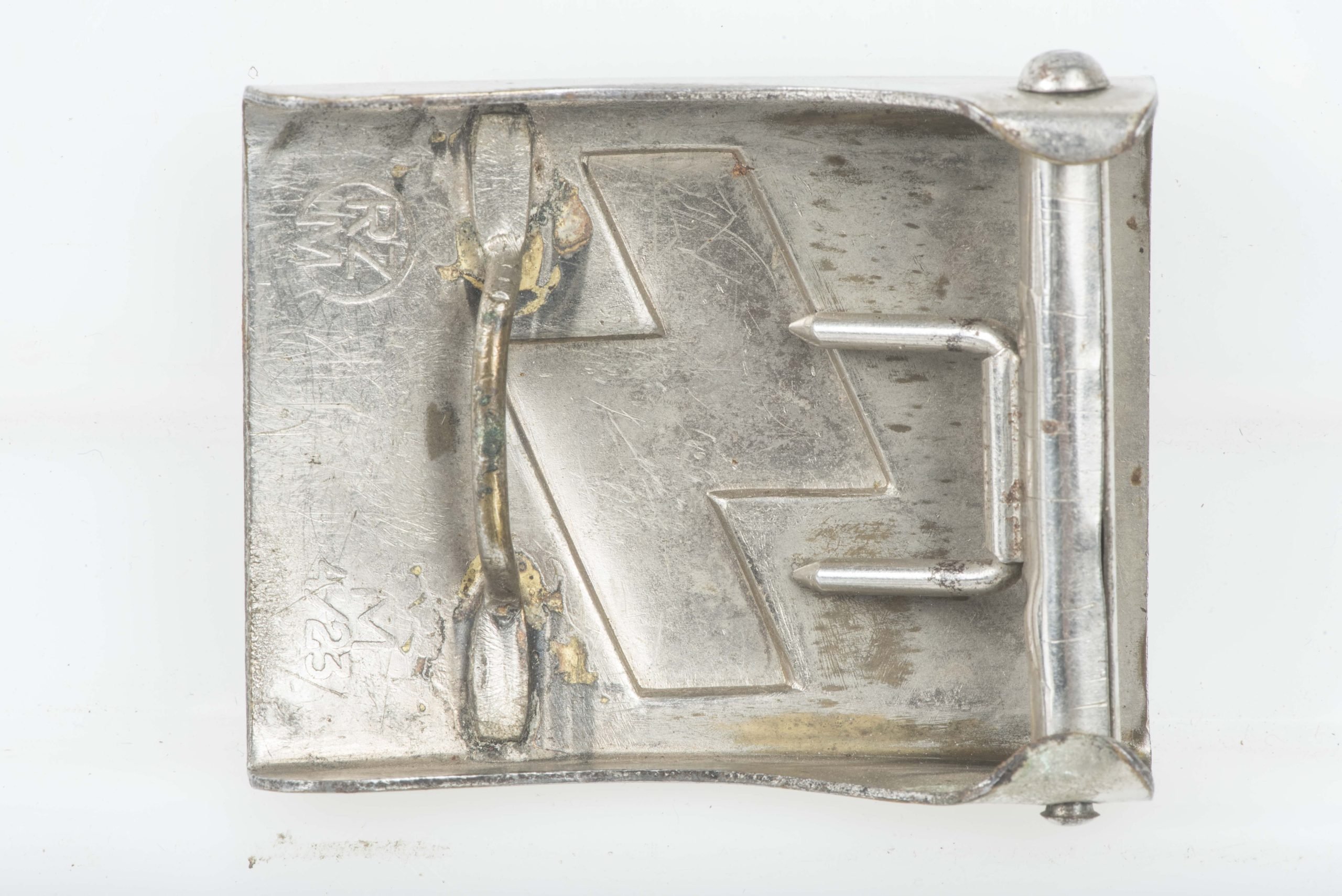 Deutsche Jugend belt buckle marked RZM M4/23 — image 2