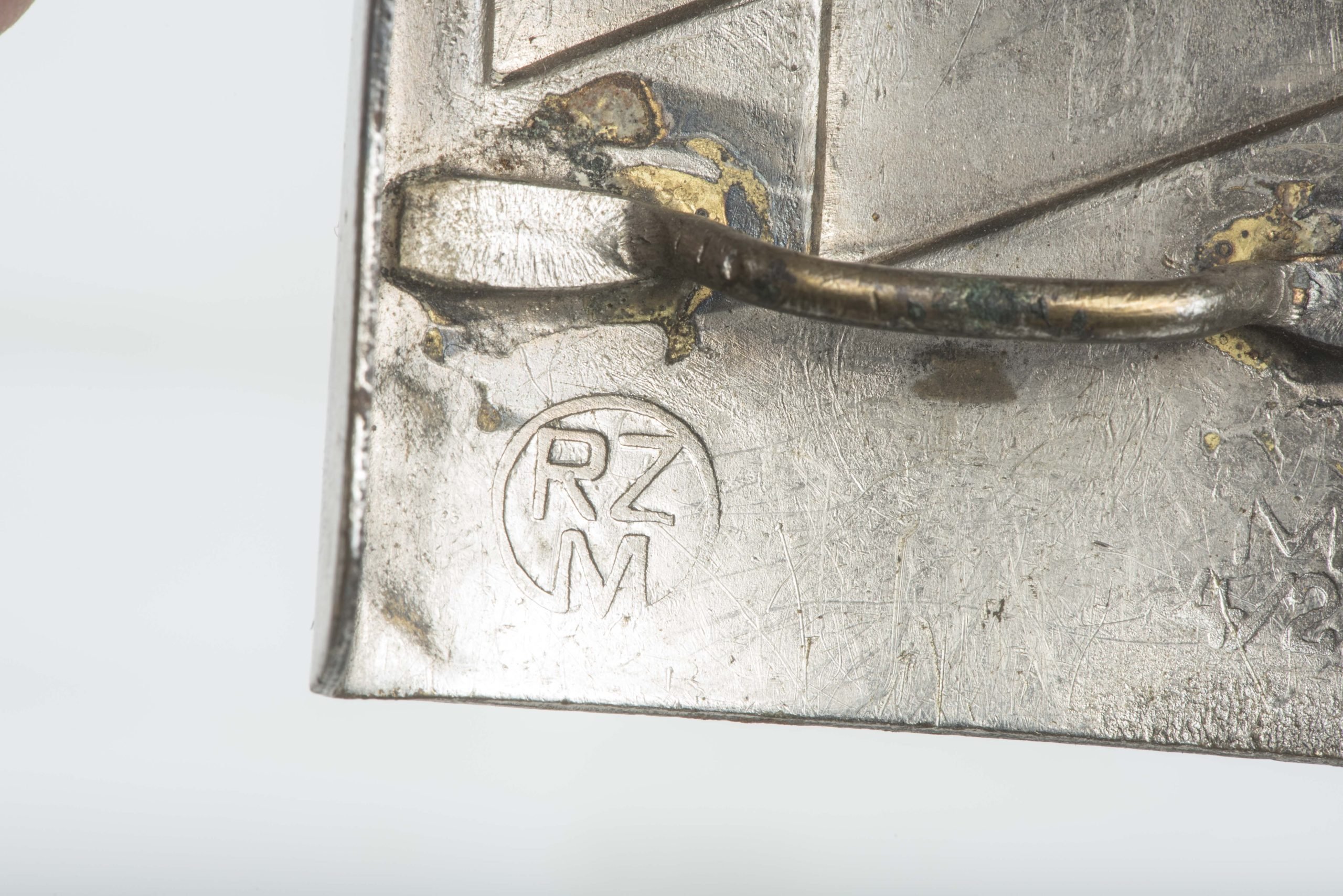 Deutsche Jugend belt buckle marked RZM M4/23 — image 5