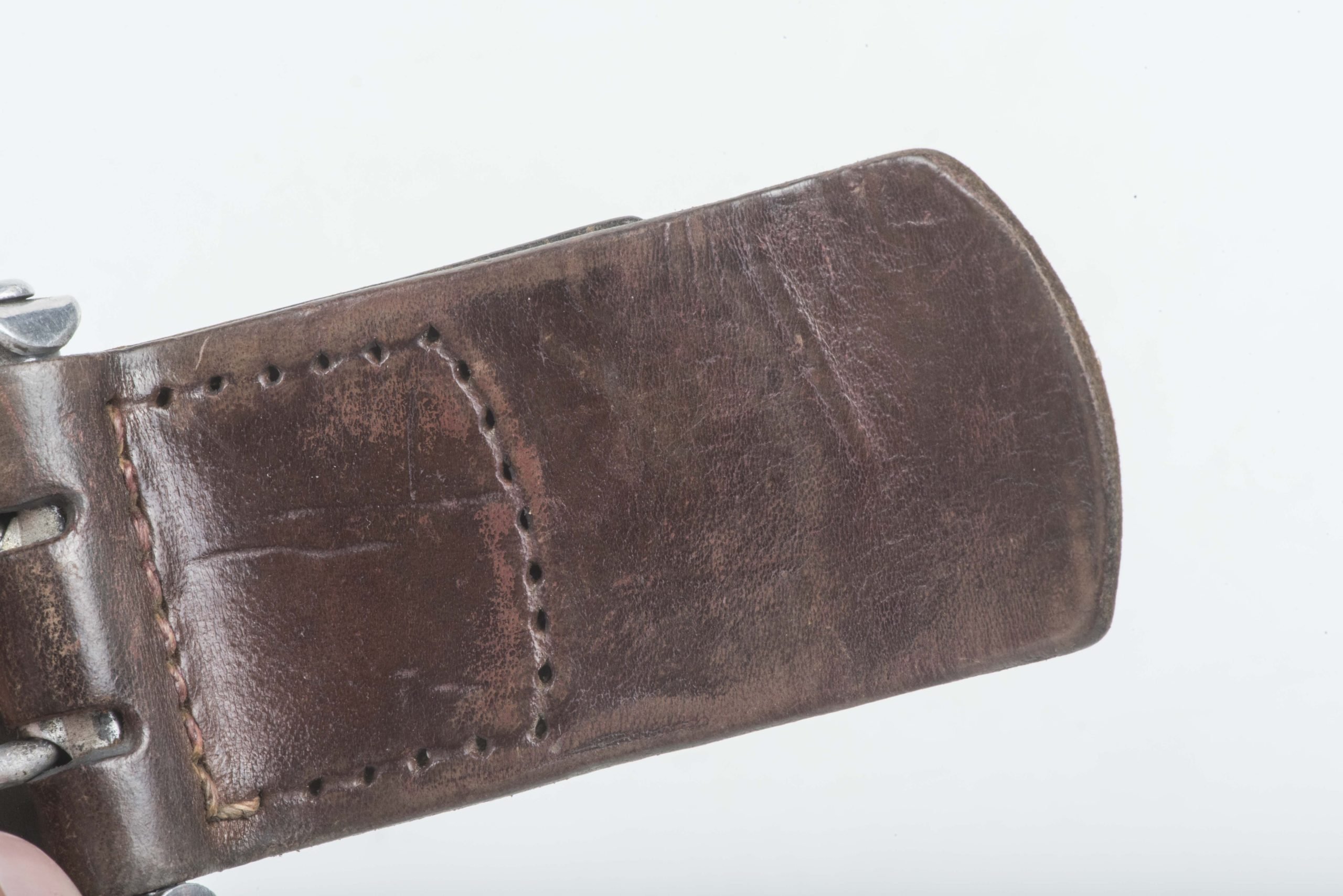 Tabbed Aluminum Heer belt buckle marked Werner Linker Duisburg 1939 — image 4