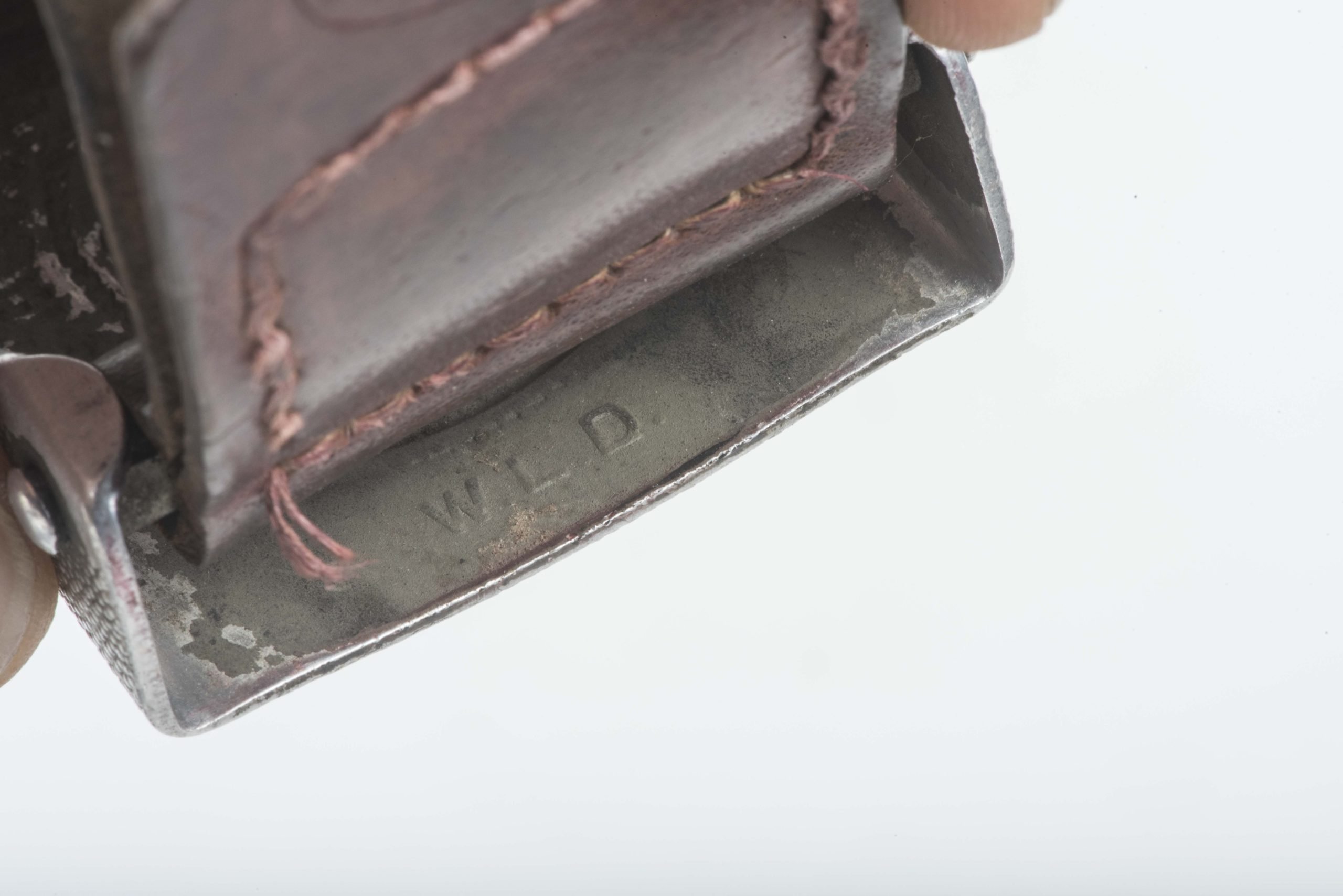 Tabbed Aluminum Heer belt buckle marked Werner Linker Duisburg 1939 — image 5