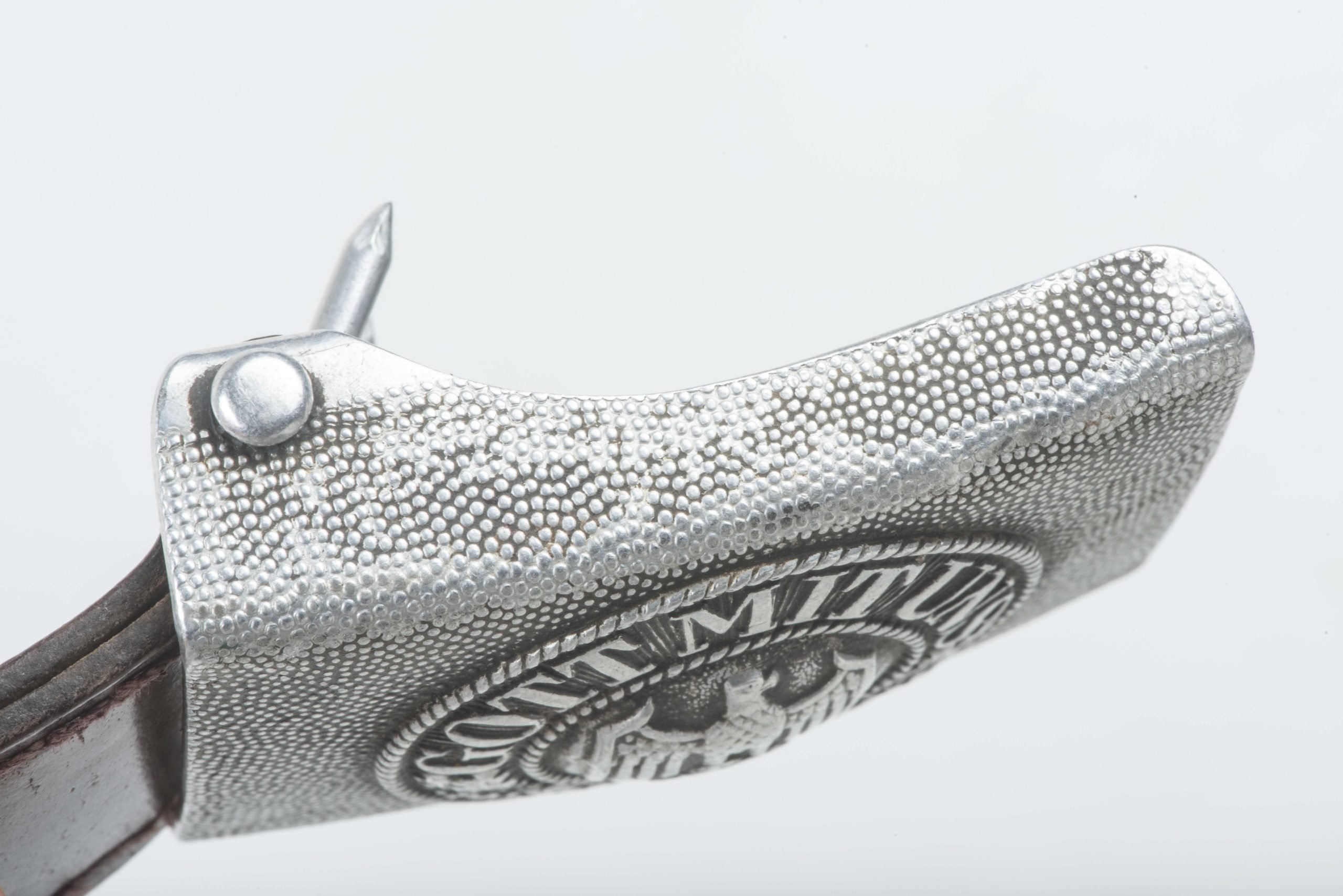 Tabbed Aluminum Heer belt buckle marked Werner Linker Duisburg 1939 — image 9