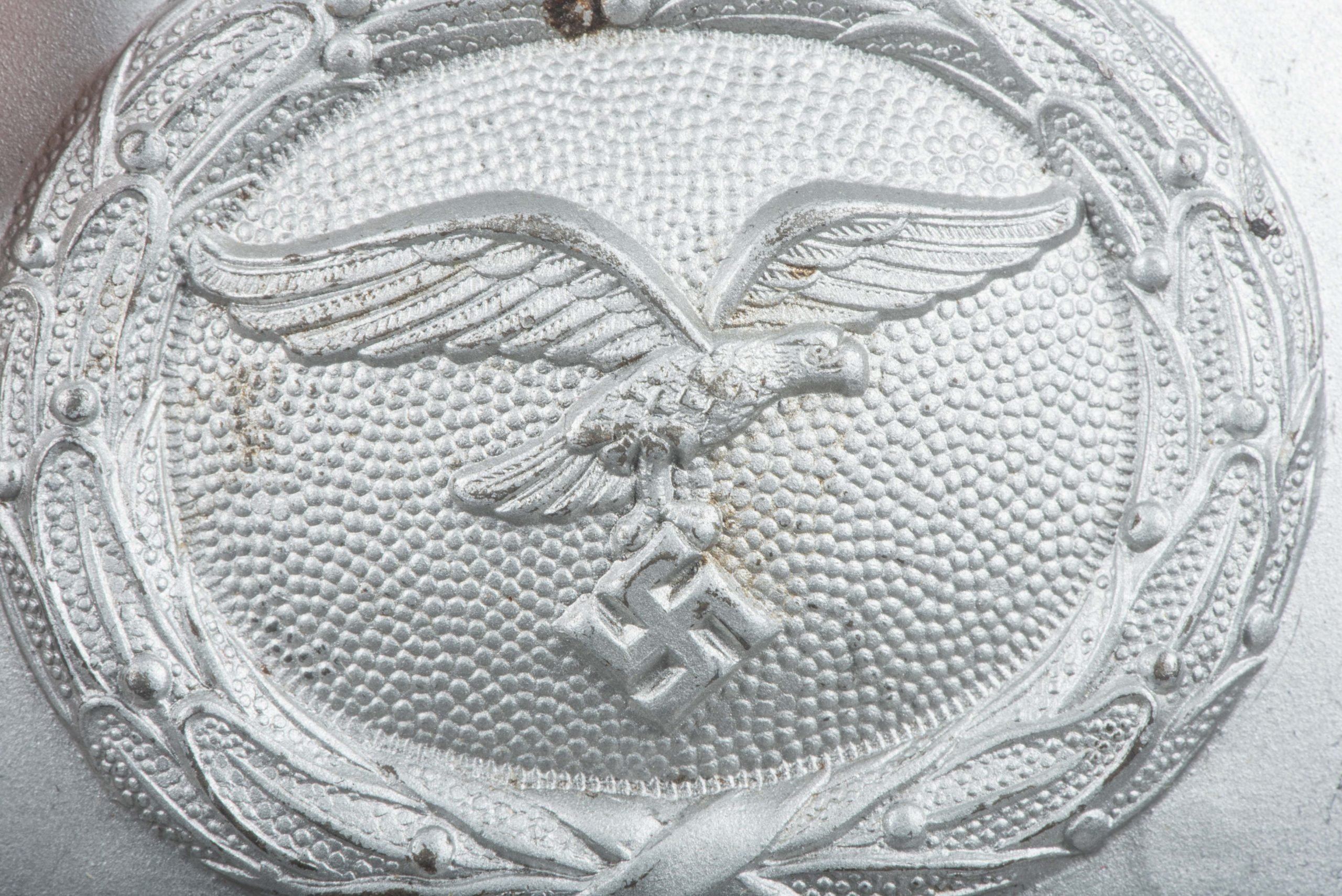 Rare Luftwaffe steel buckle marked C.T.D. 1942 — image 4