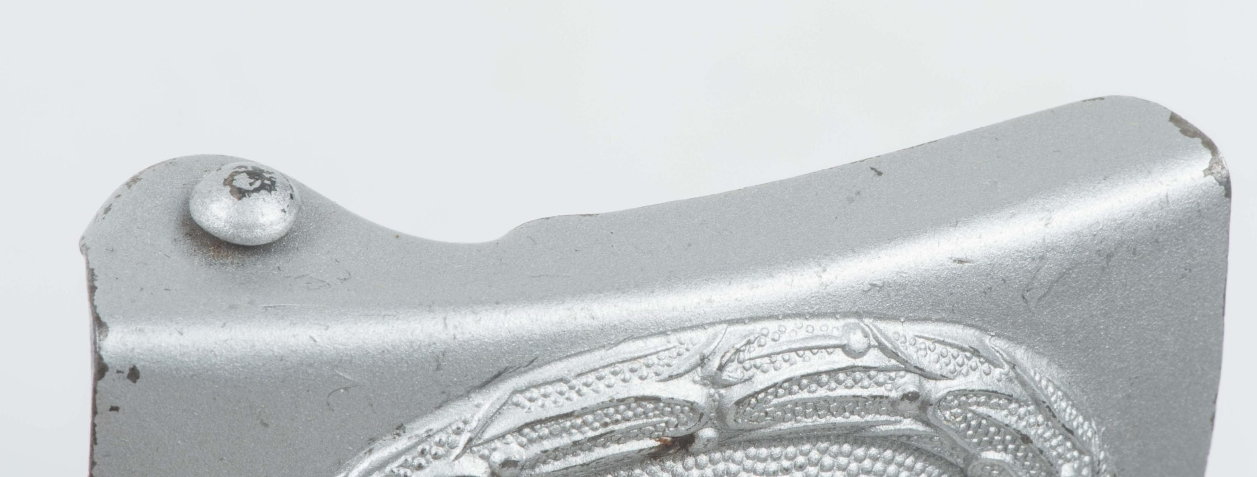 Rare Luftwaffe steel buckle marked C.T.D. 1942 — image 5