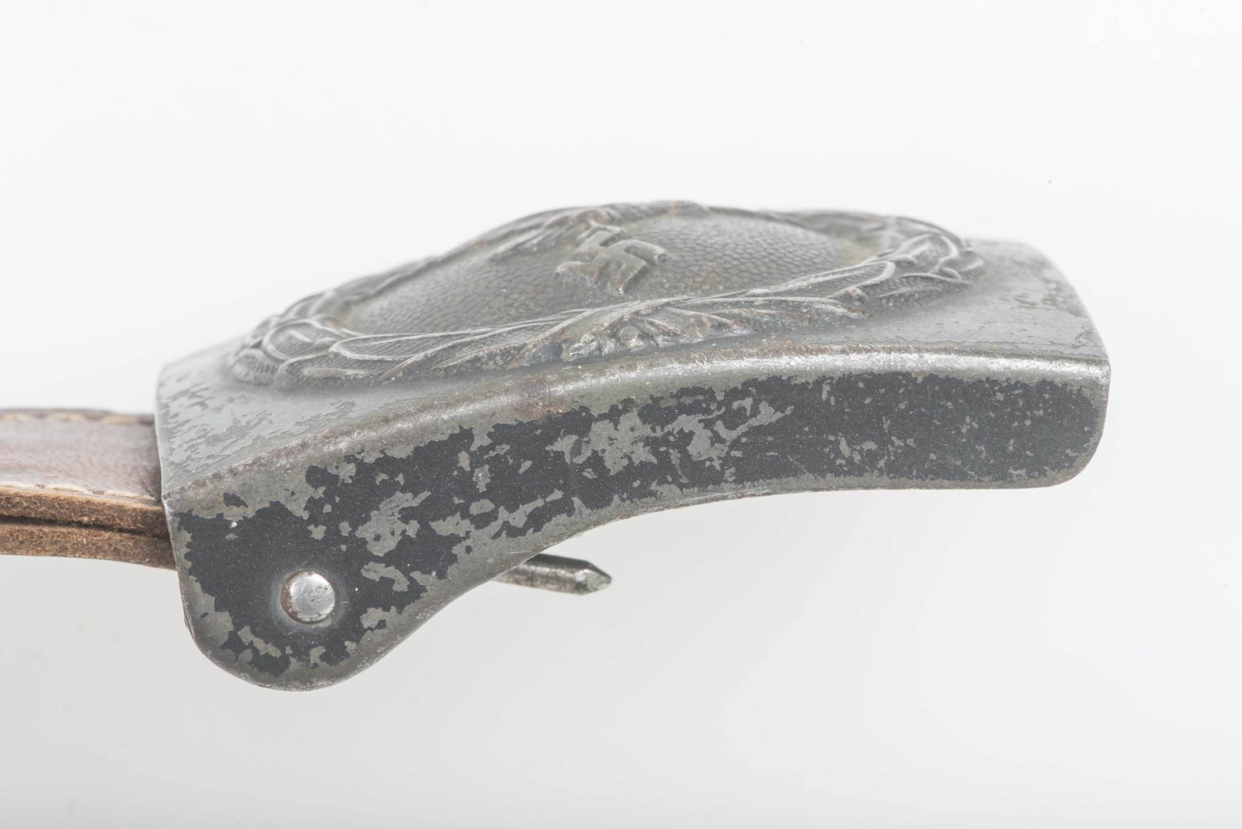 Tabbed steel Luftwaffe belt buckle marked H. Aurich Dresden 1942 — image 3