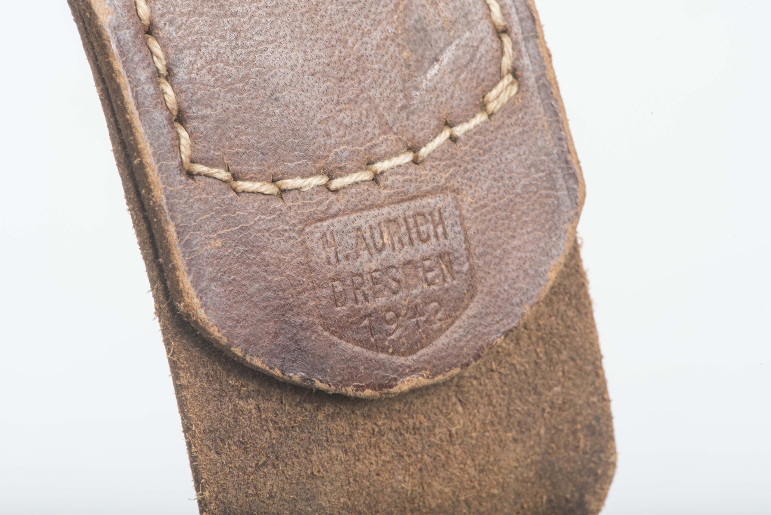 Tabbed steel Luftwaffe belt buckle marked H. Aurich Dresden 1942 — image 5