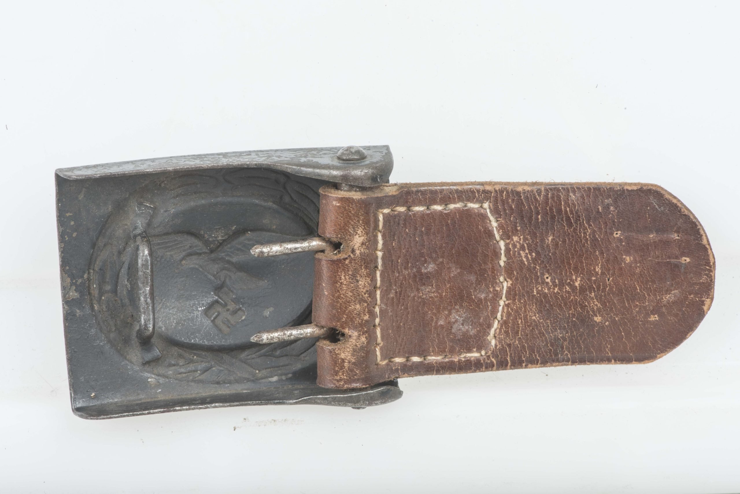 Tabbed steel Luftwaffe belt buckle marked H. Aurich Dresden 1942 — image 6