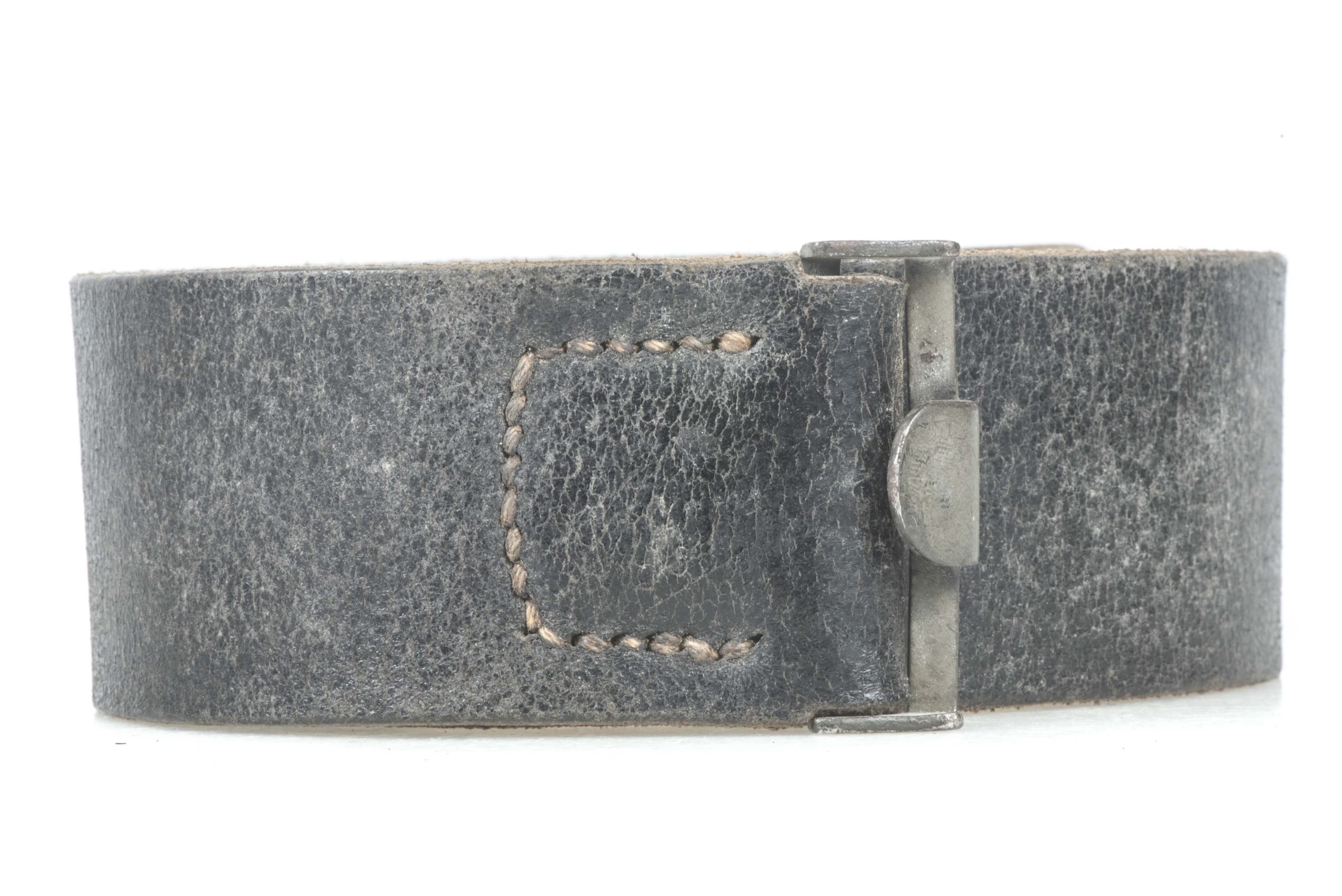 Leather equipment belt marked RB-Nr. 0/0393/0008 size 90