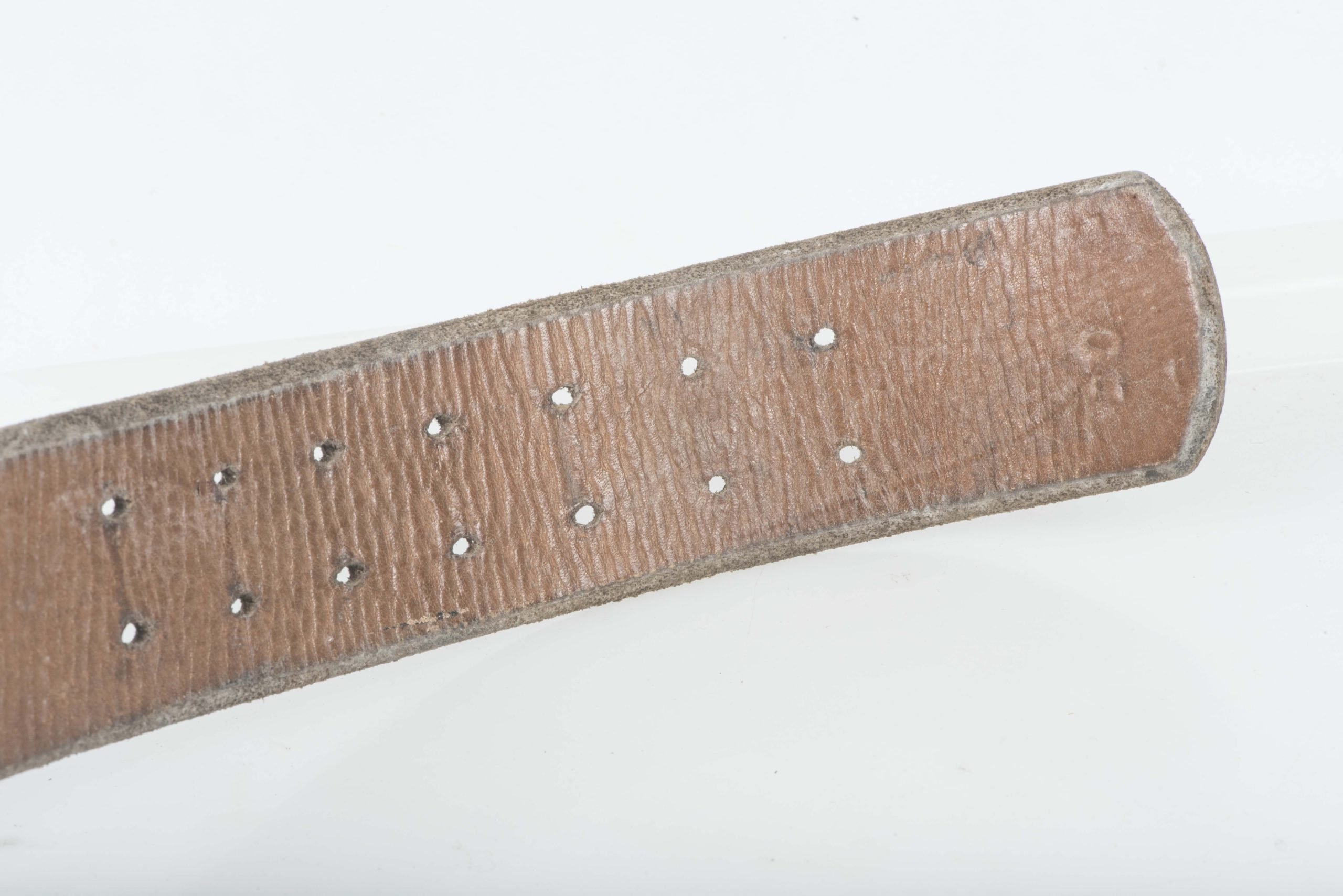 Leather equipment belt marked RB-Nr. 0/0393/0008 size 90 — image 5