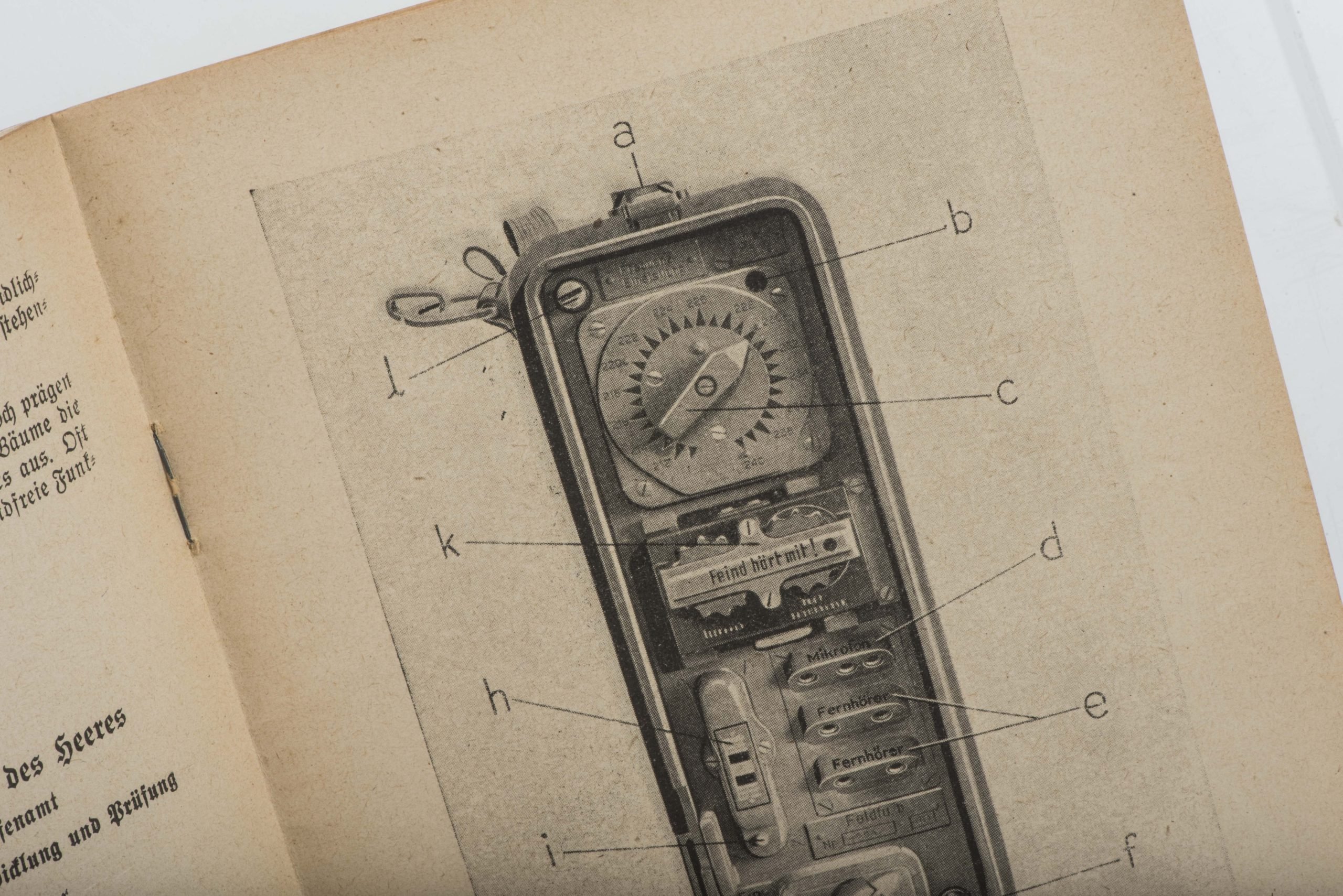 Merkblatt D 998/5 zur Bedienung der Feldfunksprecher b und C — image 10