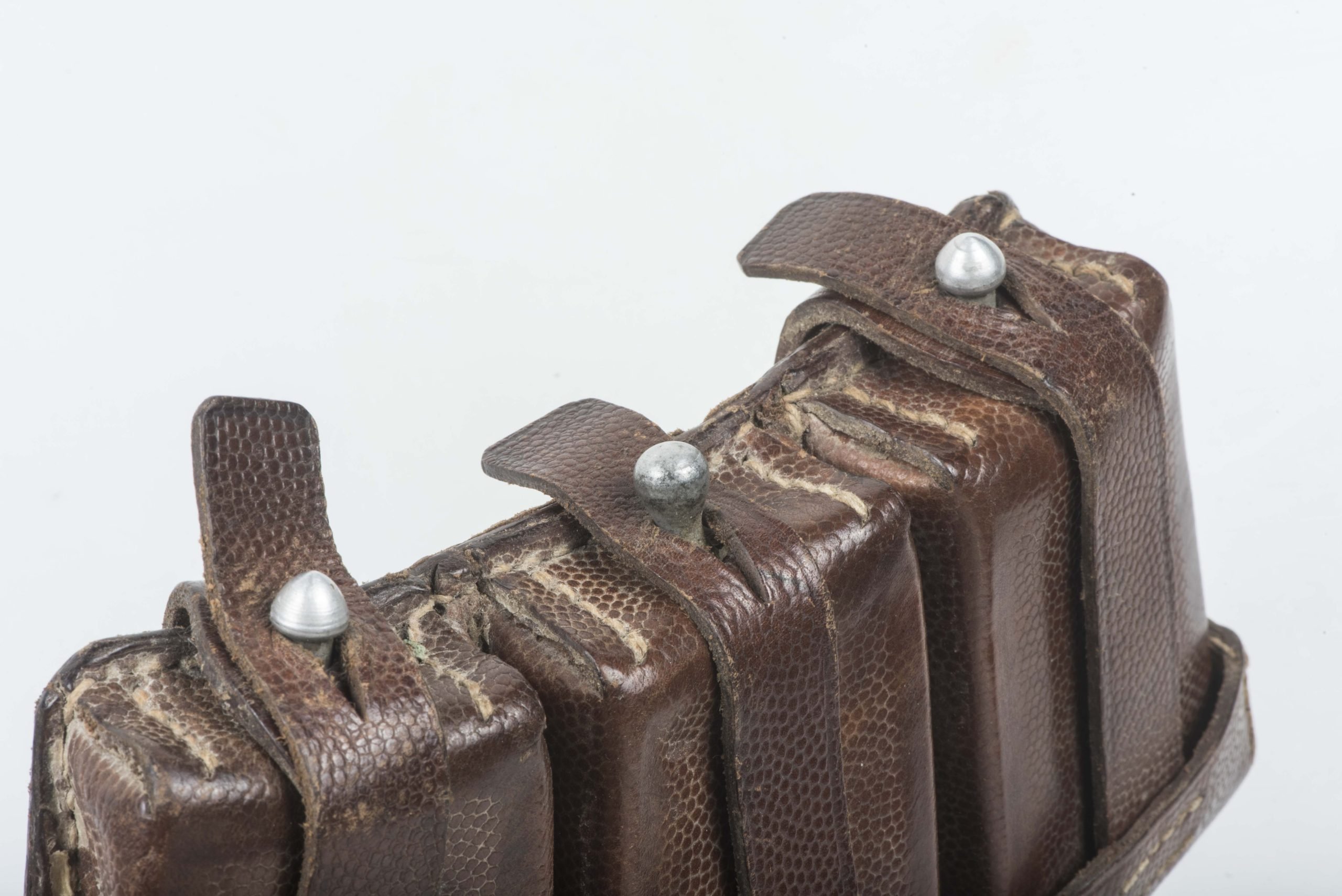 K98 pouch marked G. Genschow Berlin 1939 — image 5