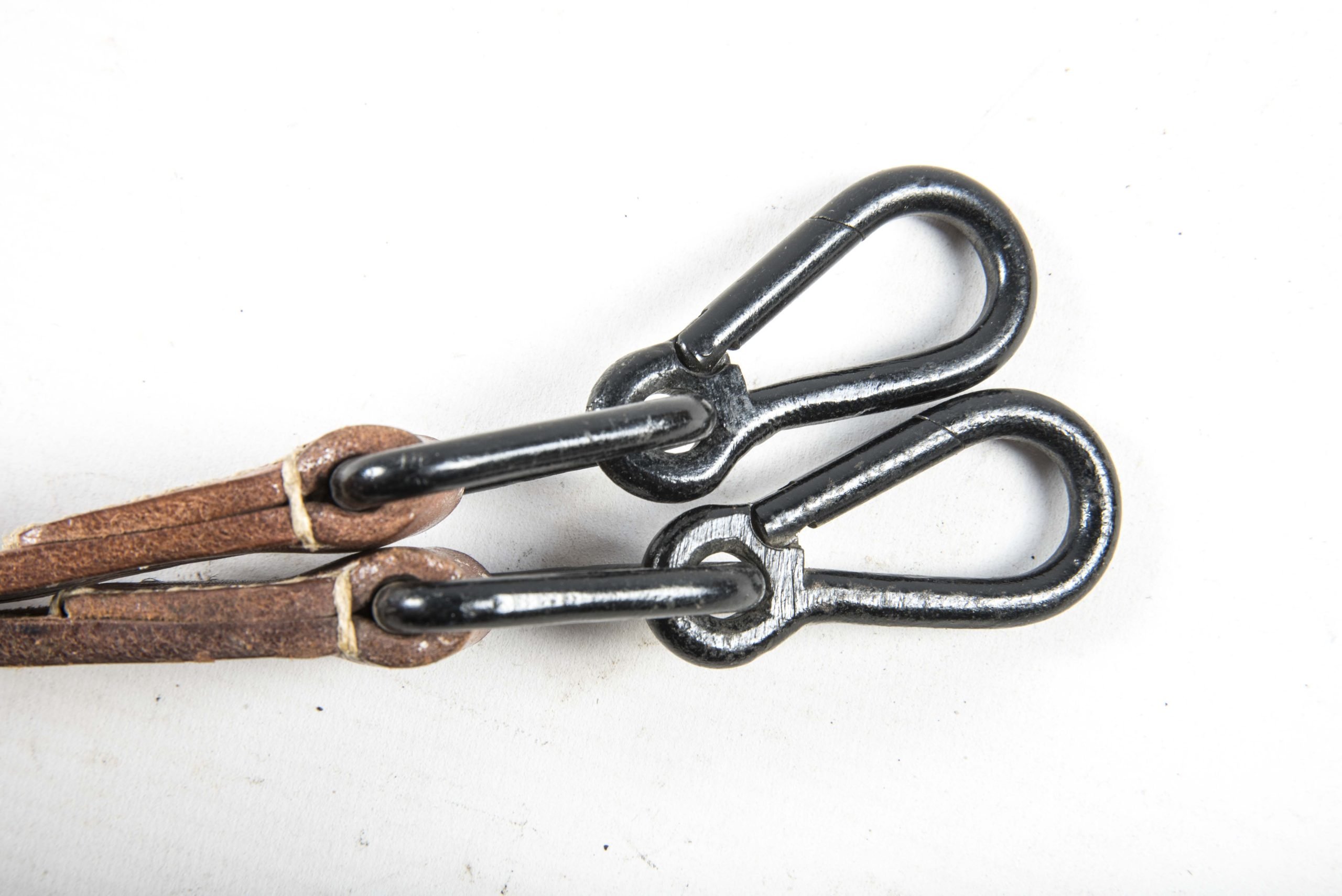 Matching pair MG34 u. MG42 lafette carrying straps marked WaA 640 — image 6