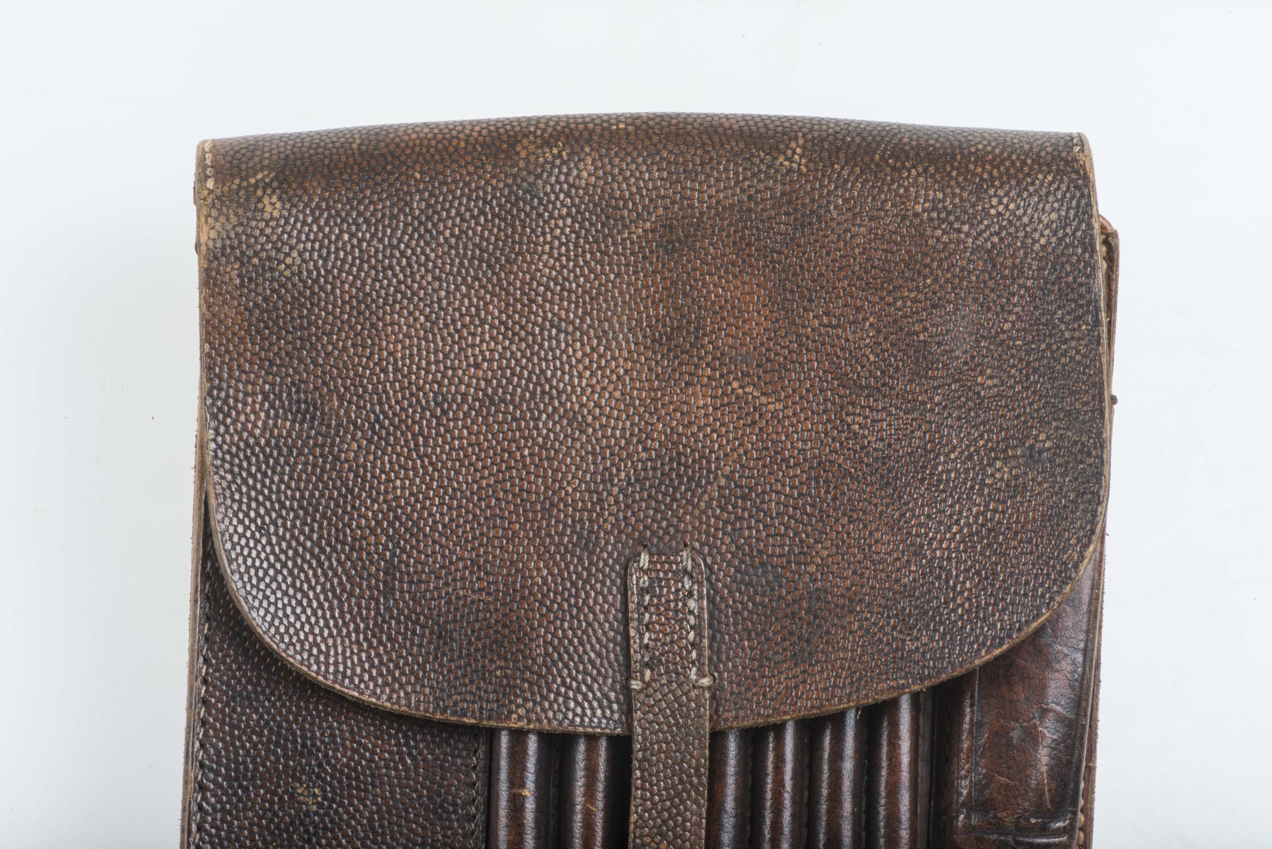 Brown leather mapcase marked EG Leuner 1938 — image 5