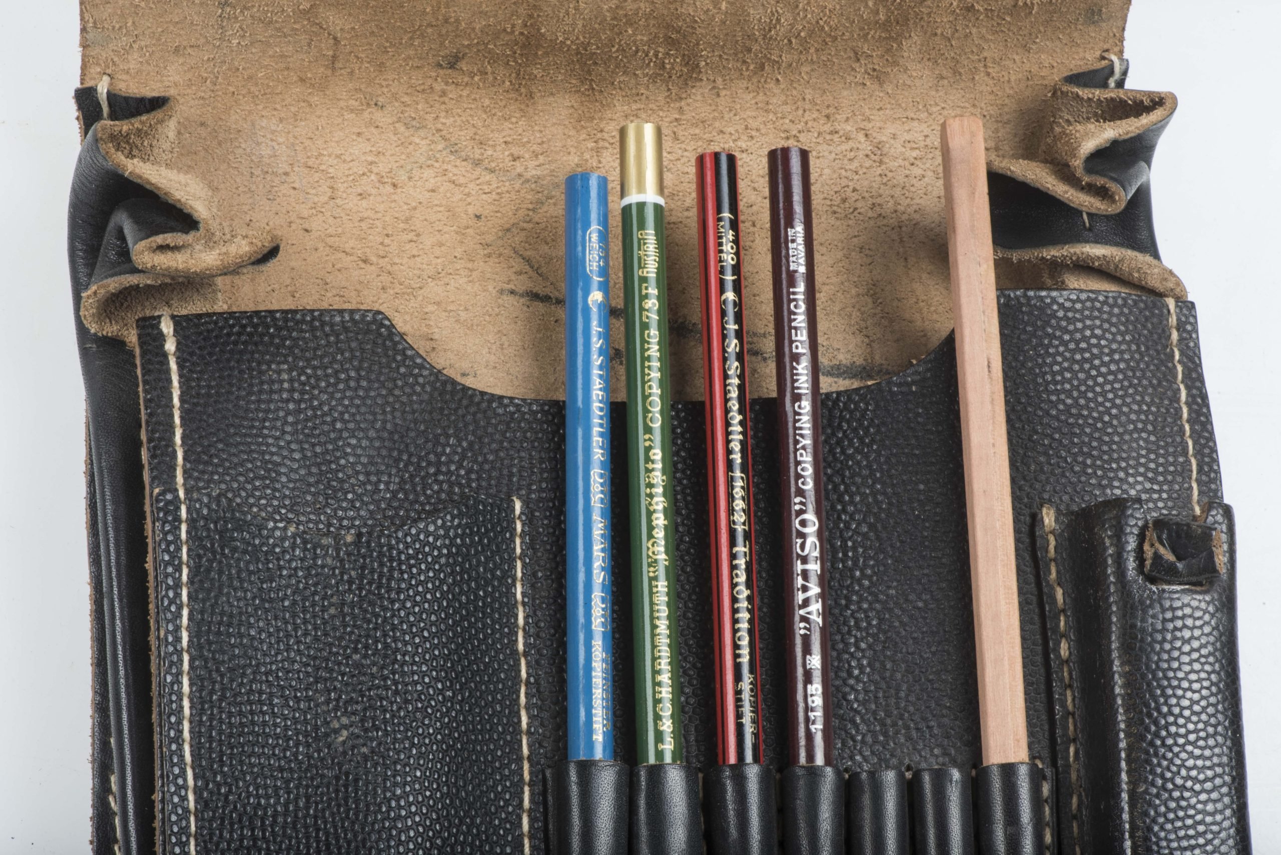 Black mapcase marked 0/0323/0003 named Morck — image 2