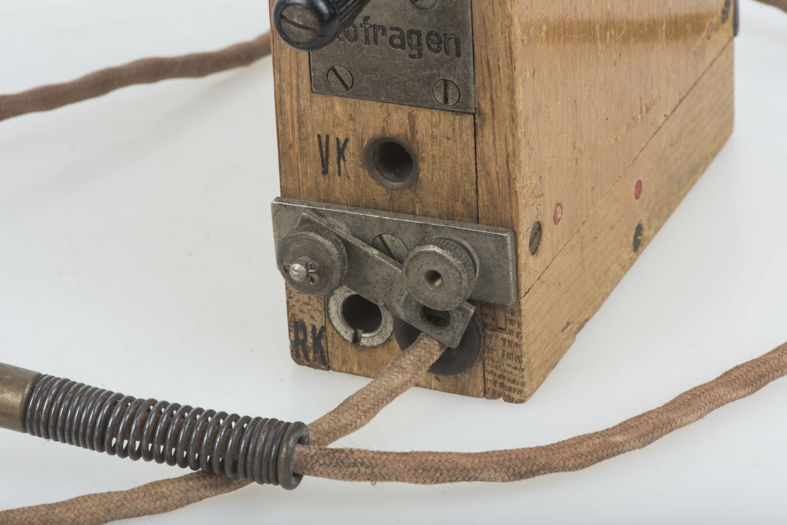 FF33 Vermittlungskasten by Präzisionsmechanik Hermann Schuster Berlin 1937 — image 3