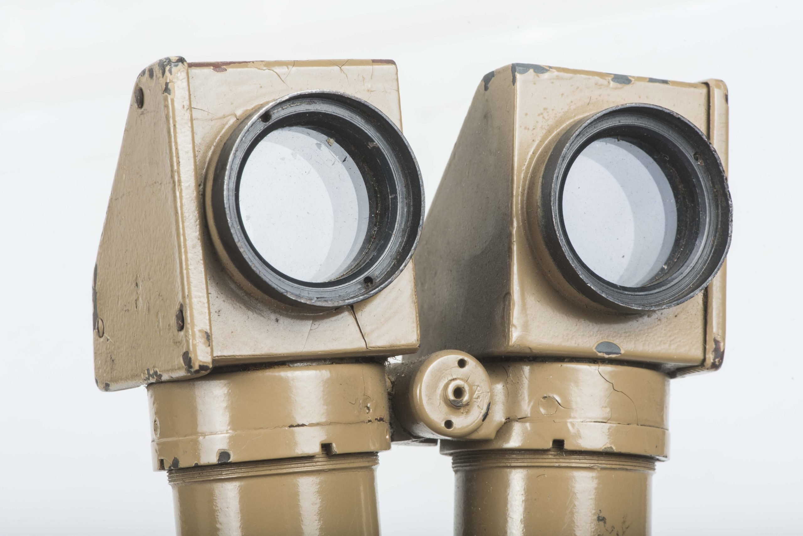 Rare tan 8×24 binoculars made by Huet, Paris marked H/6400 — image 5