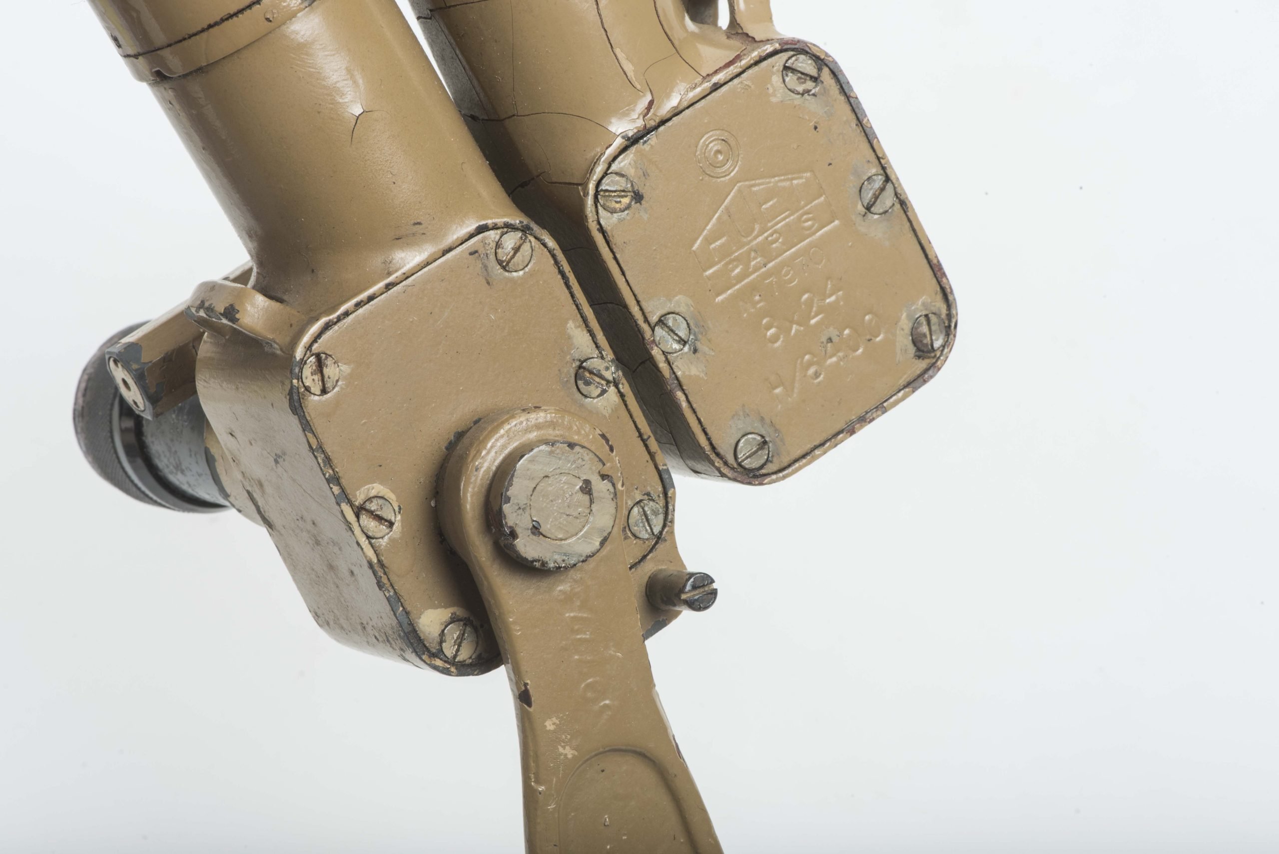 Rare tan 8×24 binoculars made by Huet, Paris marked H/6400 — image 8