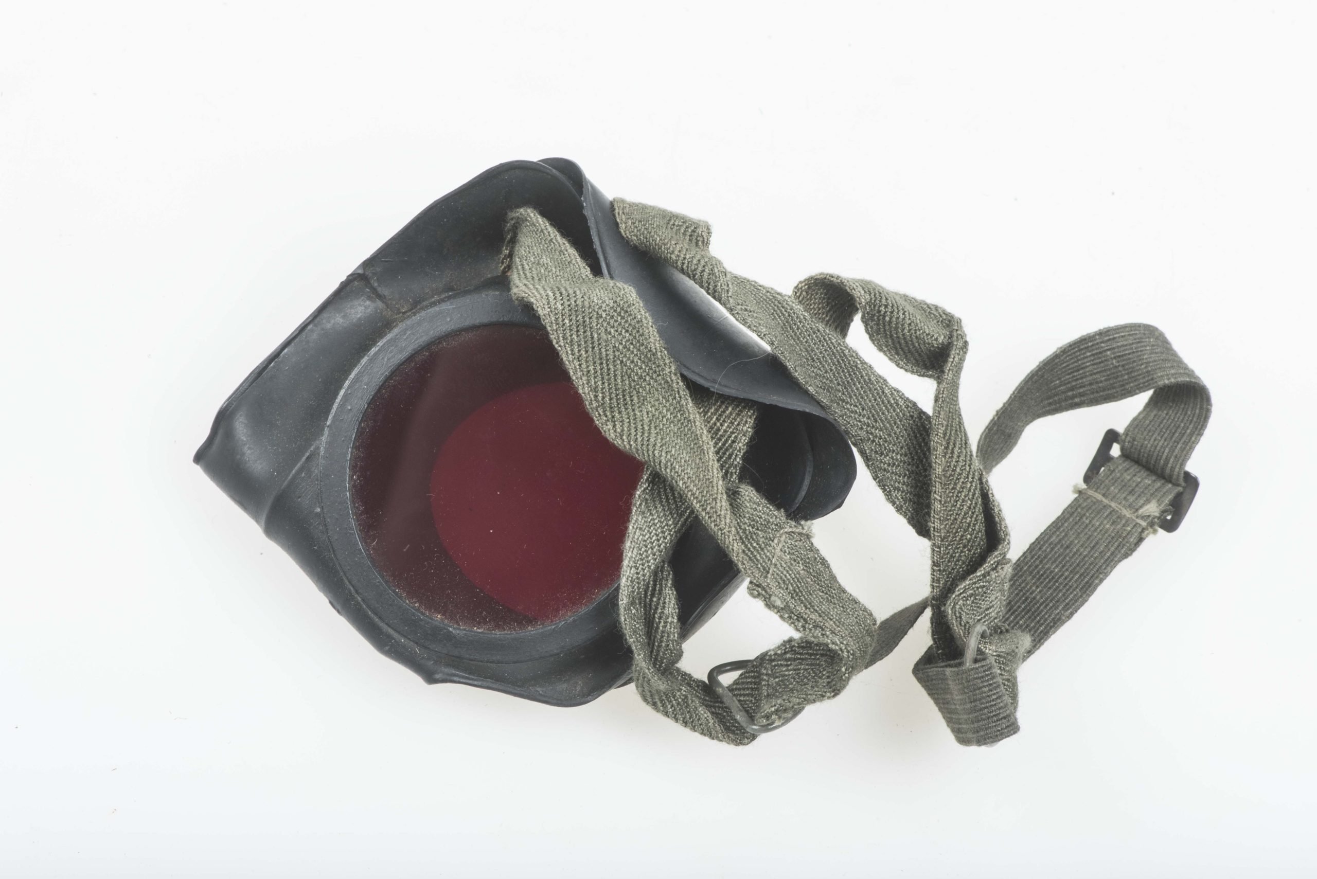 Auer Neopan goggles with red lenses — image 2