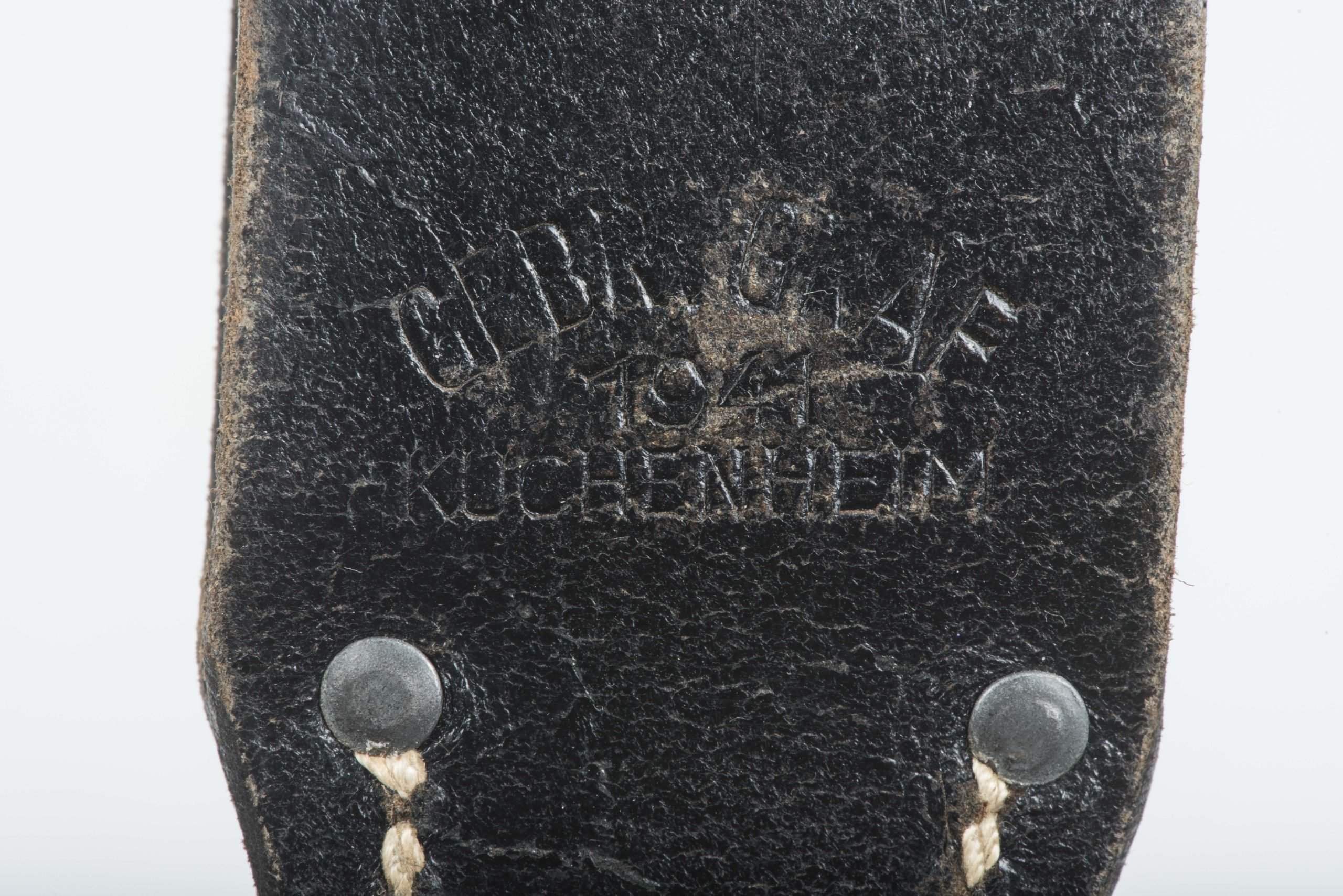 K98 bayonet frog marked Gebr. Graf 1941 Kuchenheim — image 3