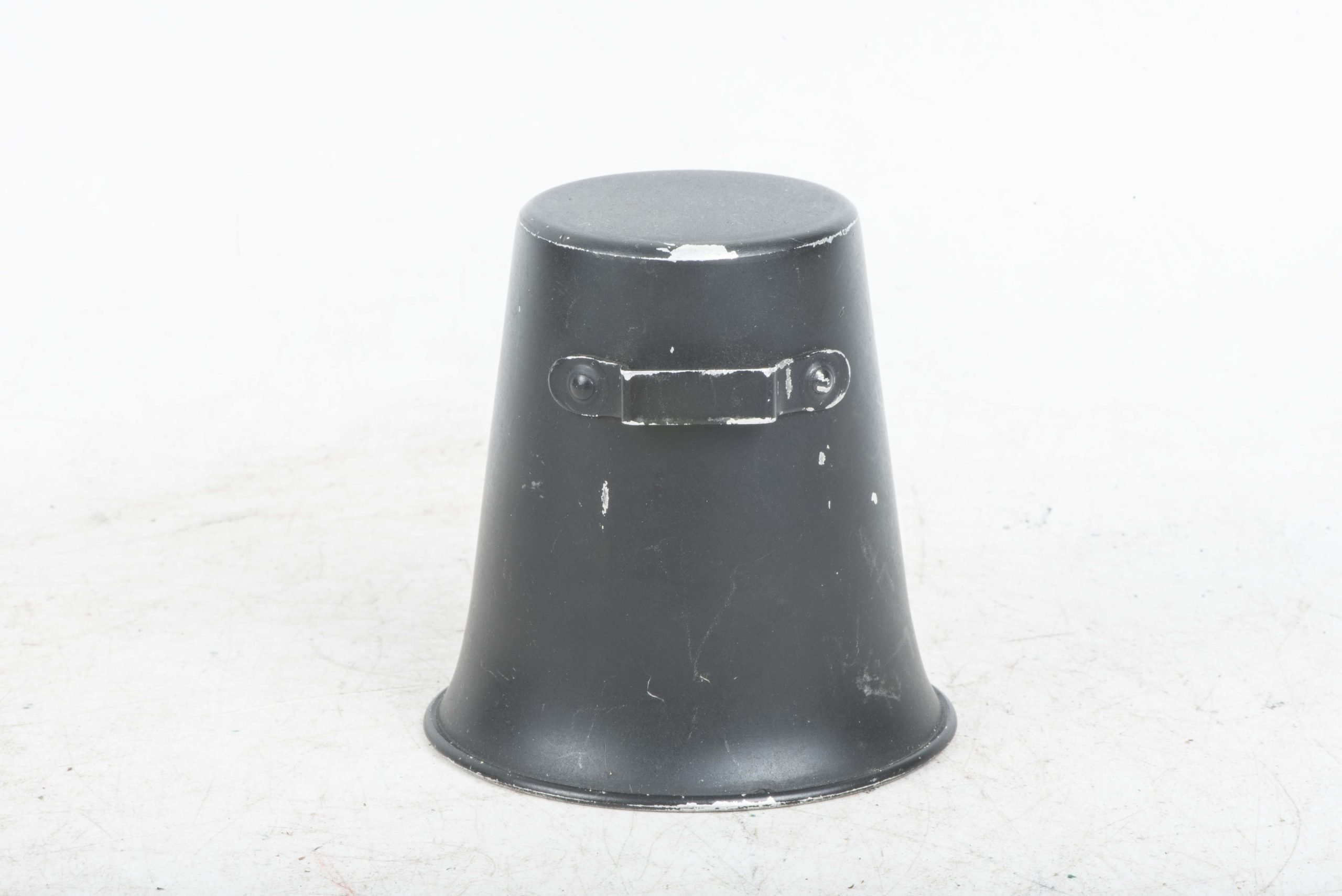 M31 medical canteen cup marked HRE/40 — image 2