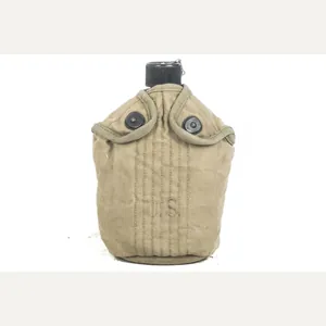 US canteen set marked G&R Co 1943 / AGM Co …