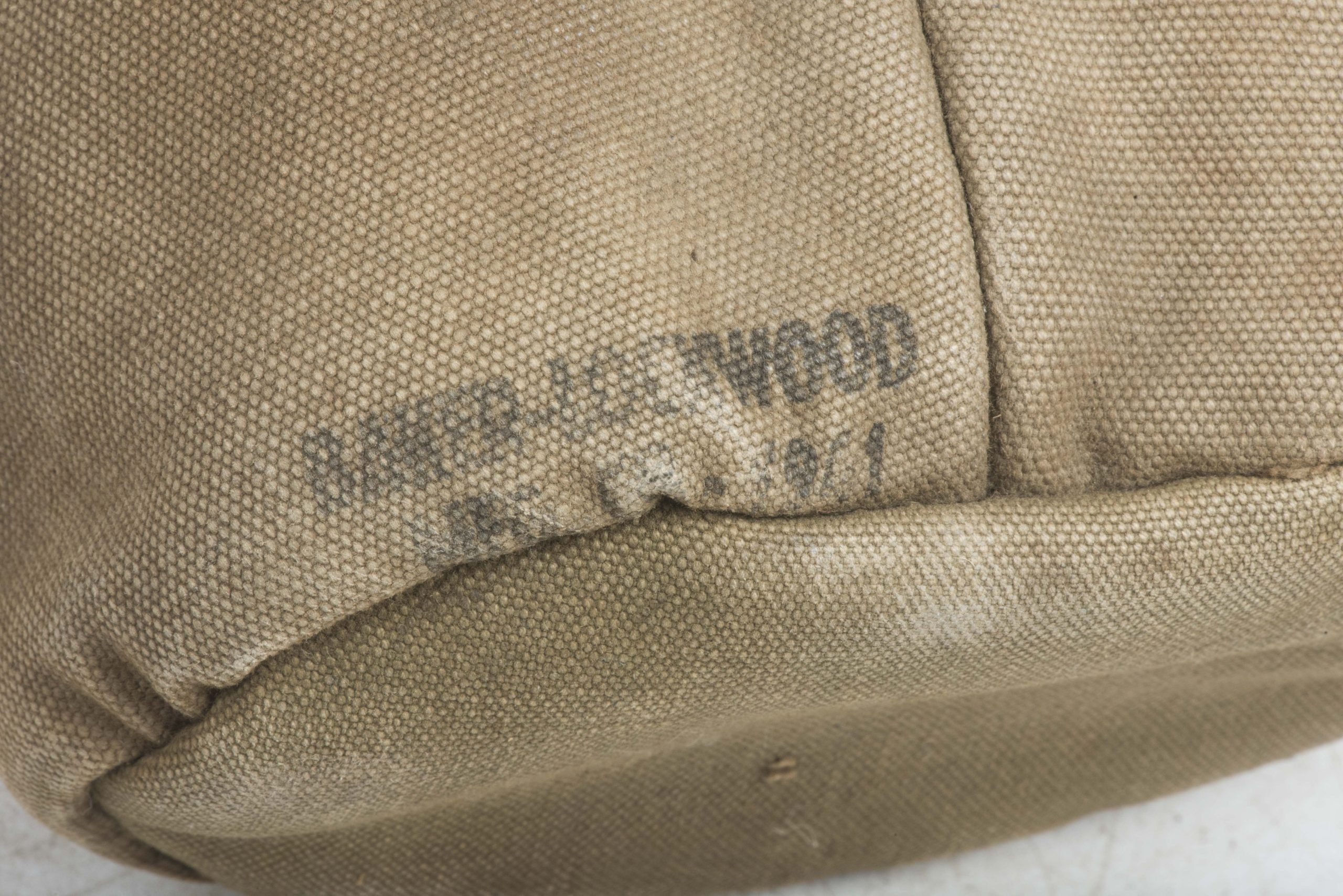 US canteen set marked Baker 1941 / AGM Co 1942 — image 3