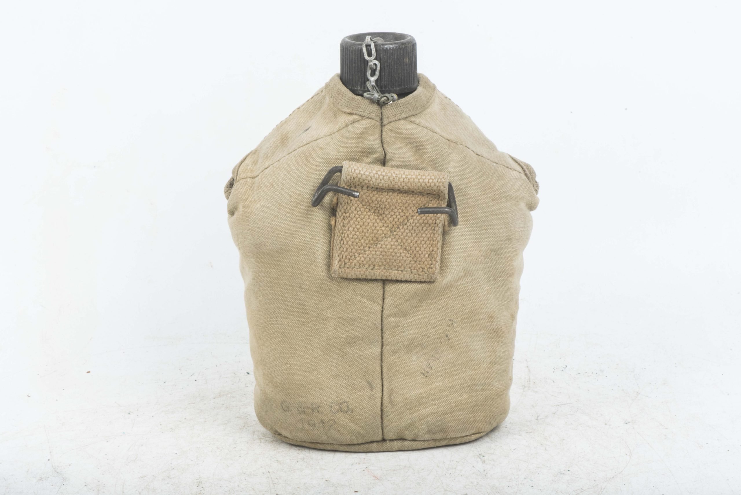 US canteen set marked G&R Co 1942 / AGM Co 1942 — image 2