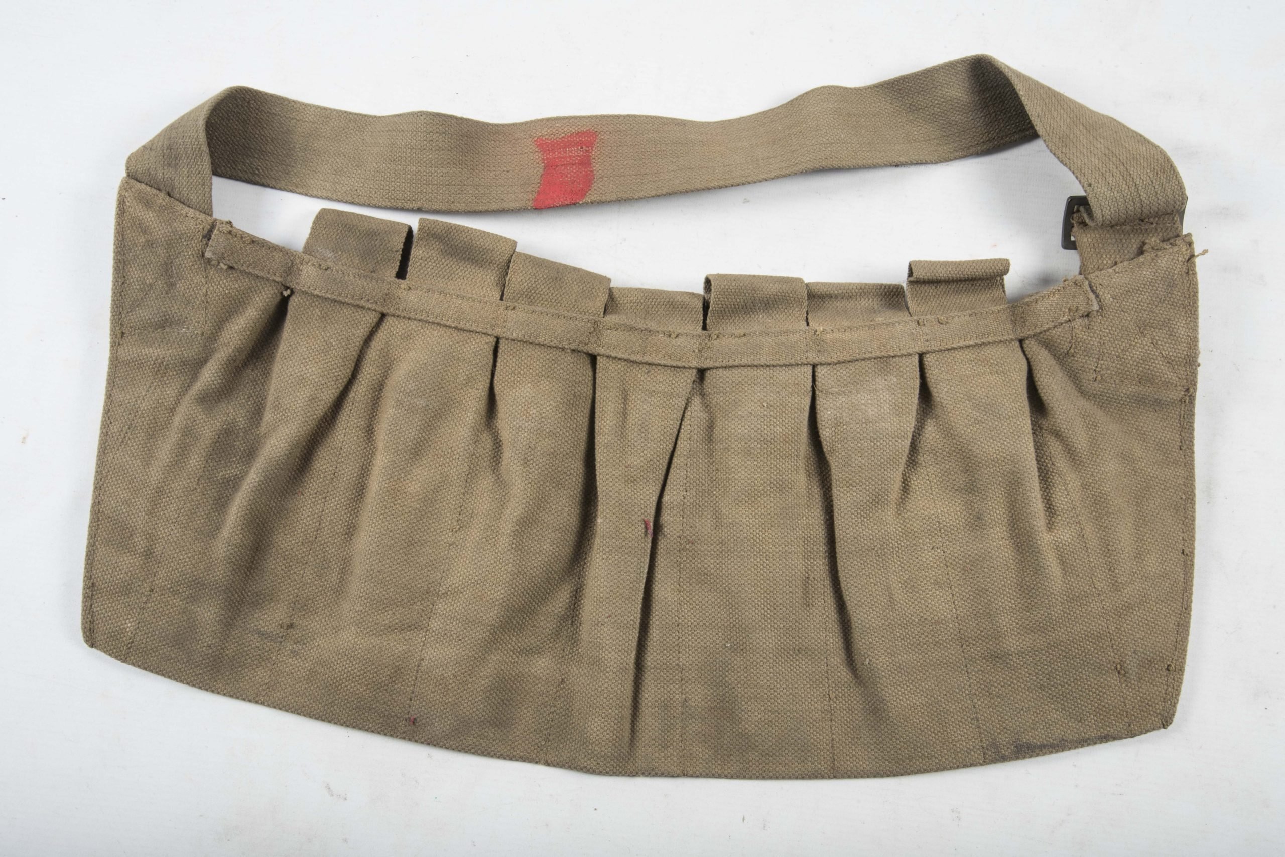 Woodwork find British paratrooper Stengun magazine bandoleer dated 1942 — image 2